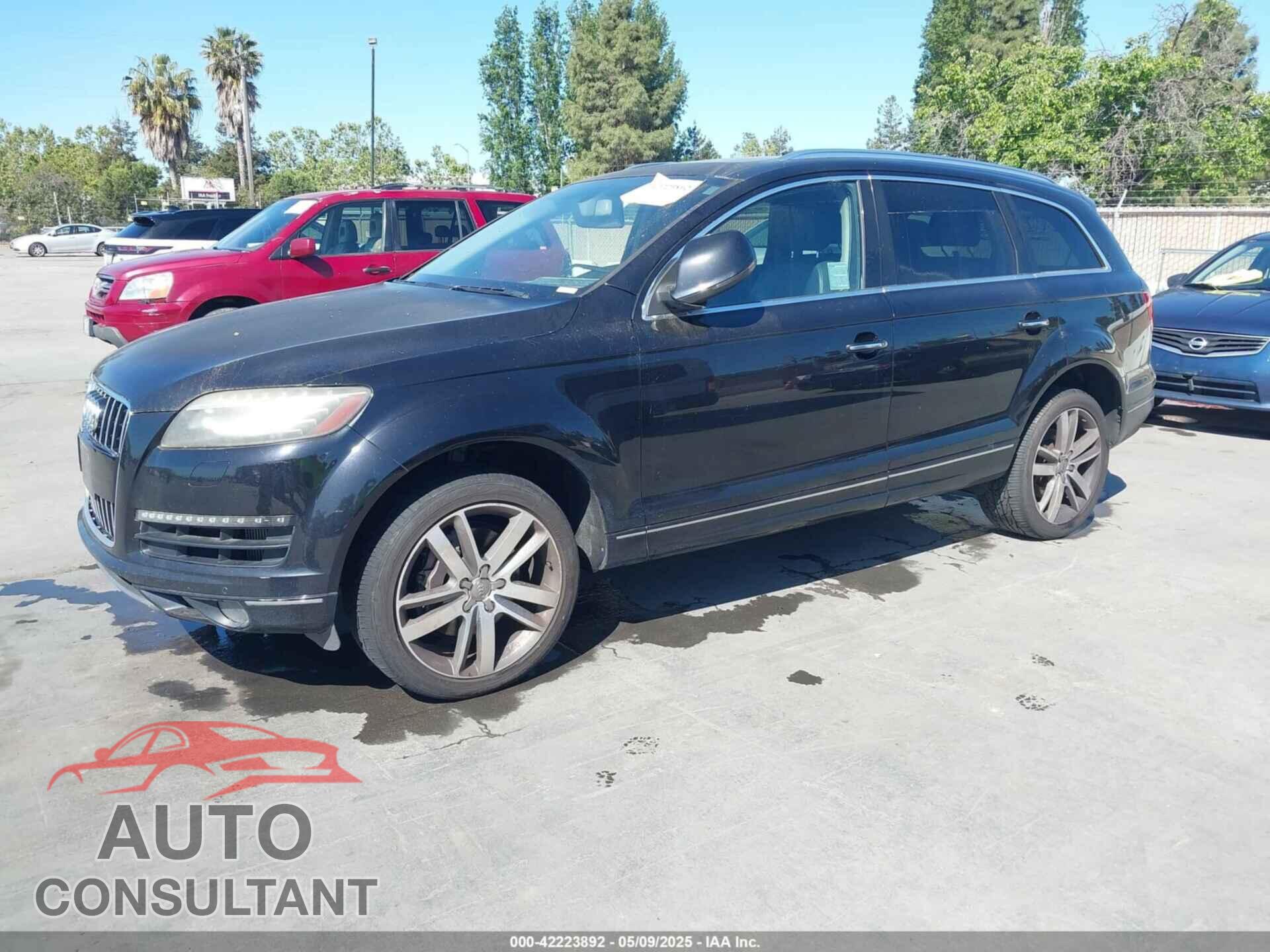 AUDI Q7 2011 - WA1VMAFE7BD005673