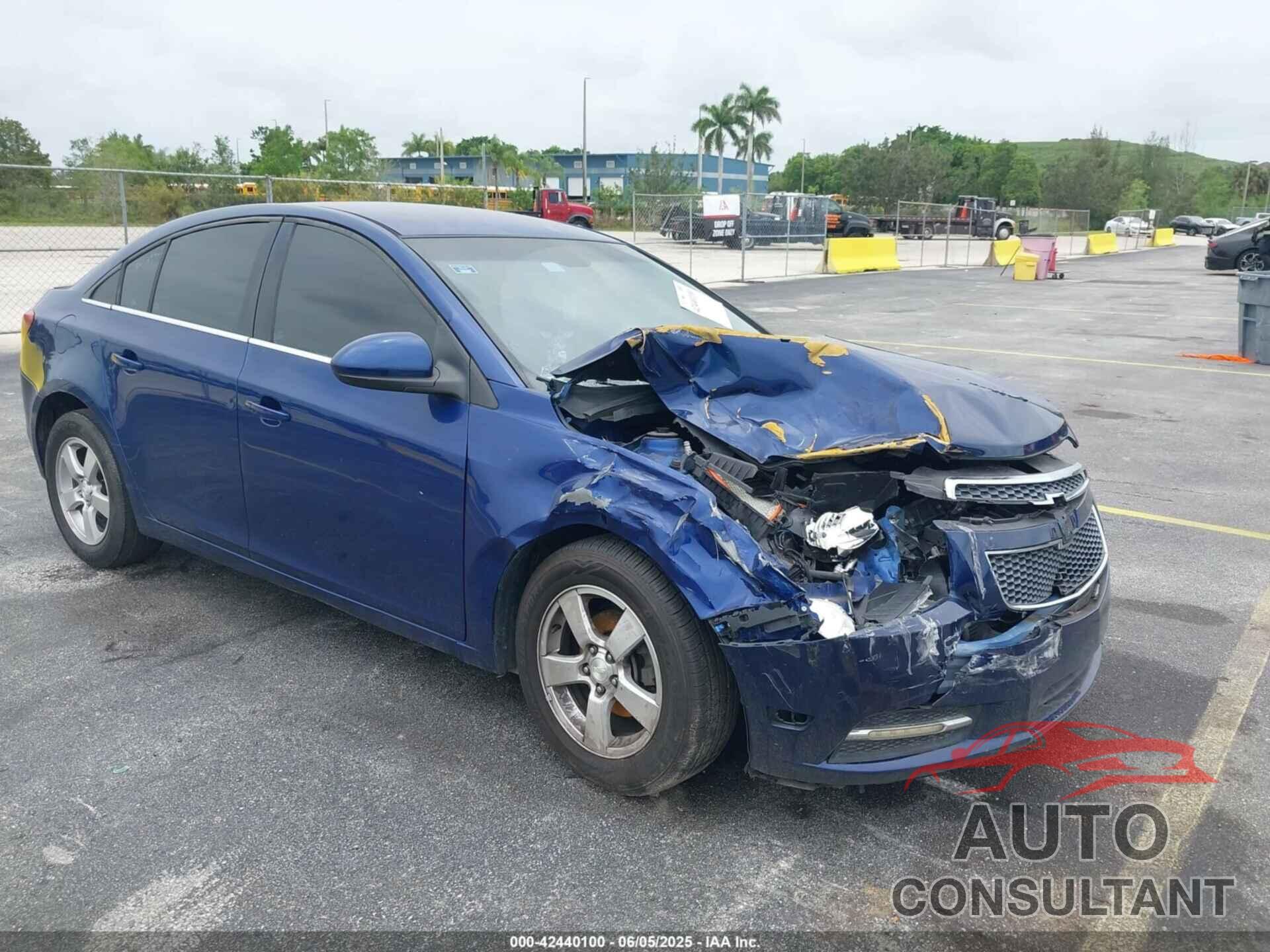 CHEVROLET CRUZE 2012 - 1G1PF5SC1C7407928