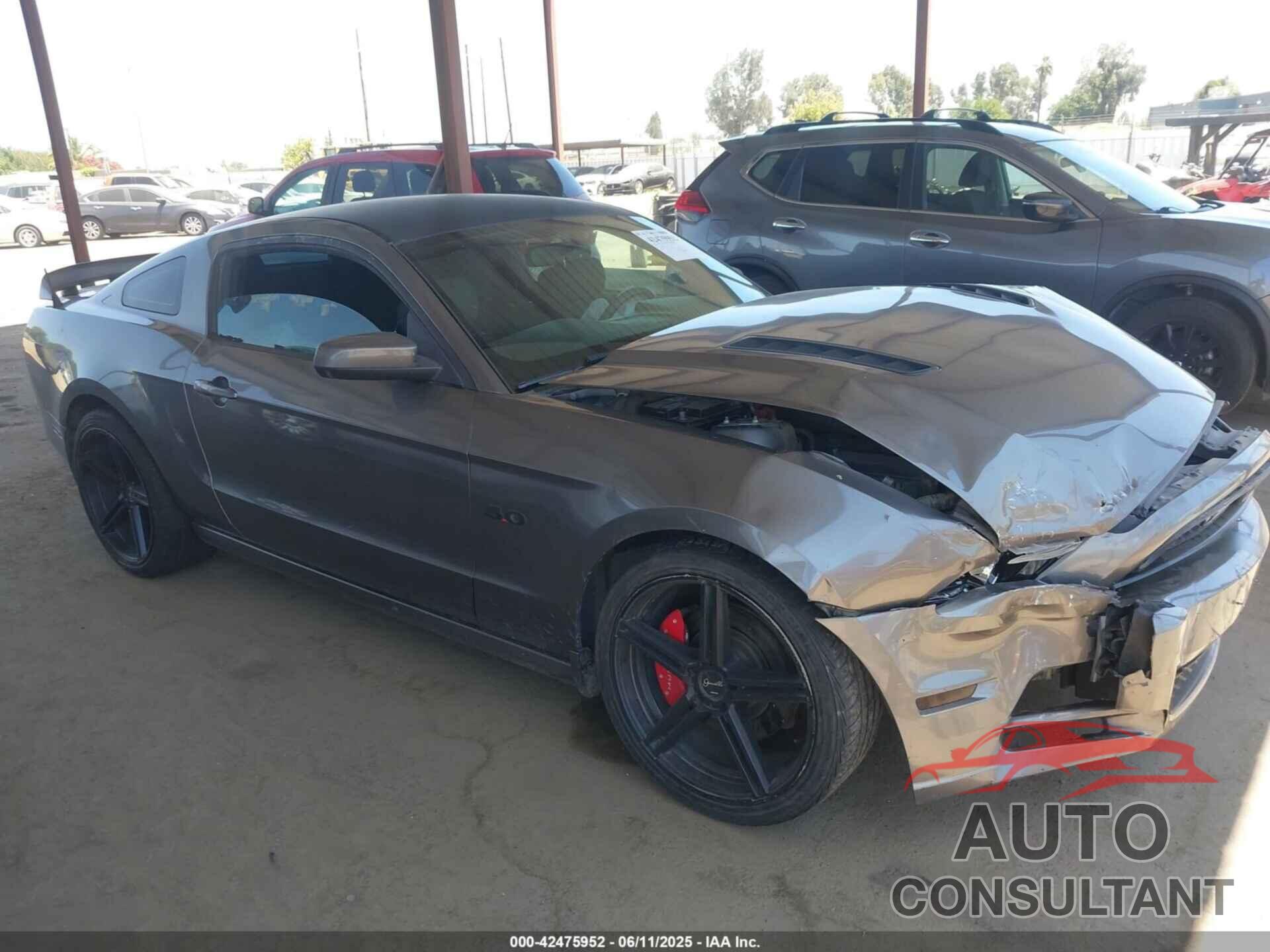 FORD MUSTANG 2014 - 1ZVBP8CF8E5328082