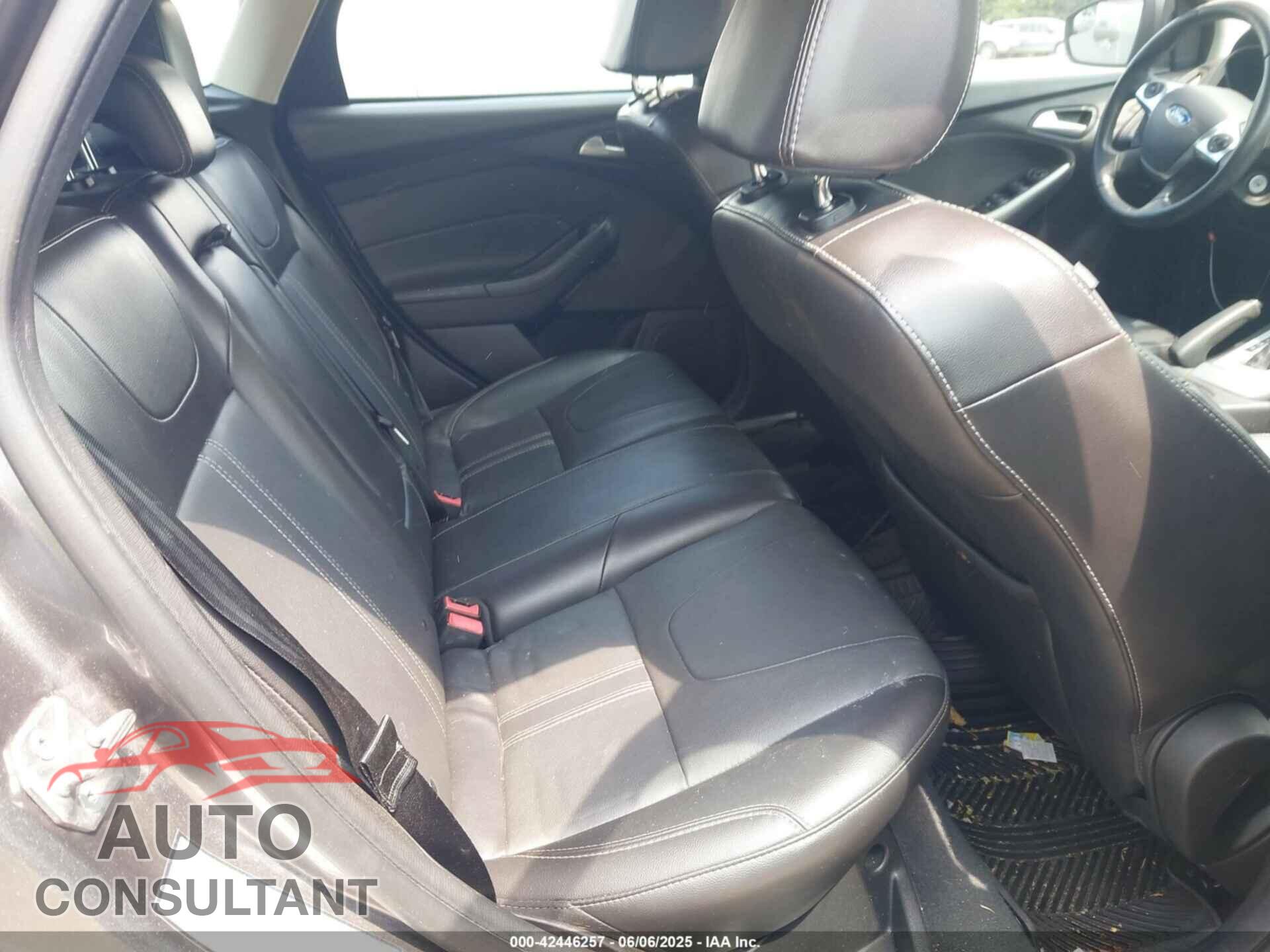 FORD FOCUS 2014 - 1FADP3K22EL326648