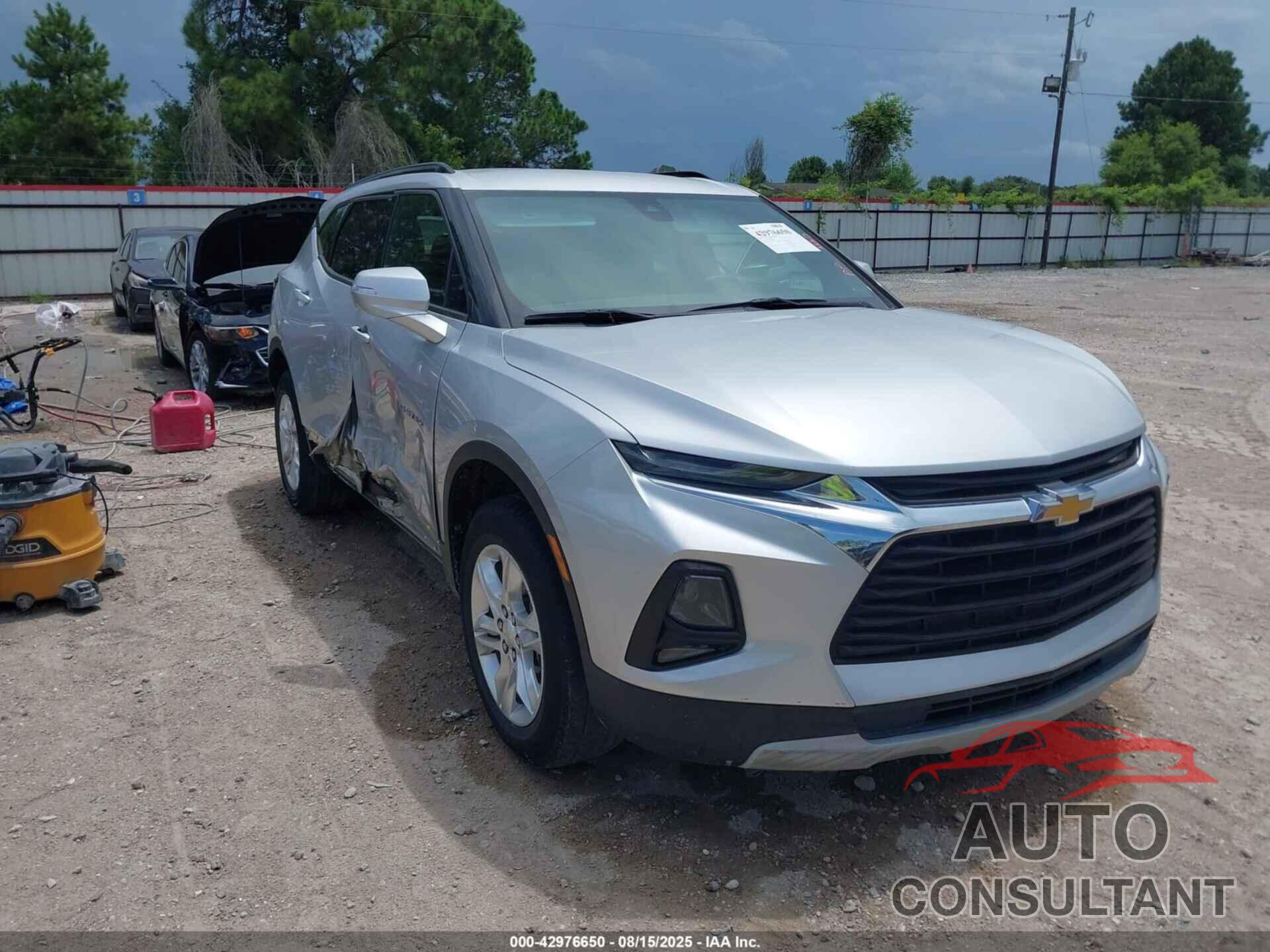 CHEVROLET BLAZER 2021 - 3GNKBCRS8MS510661