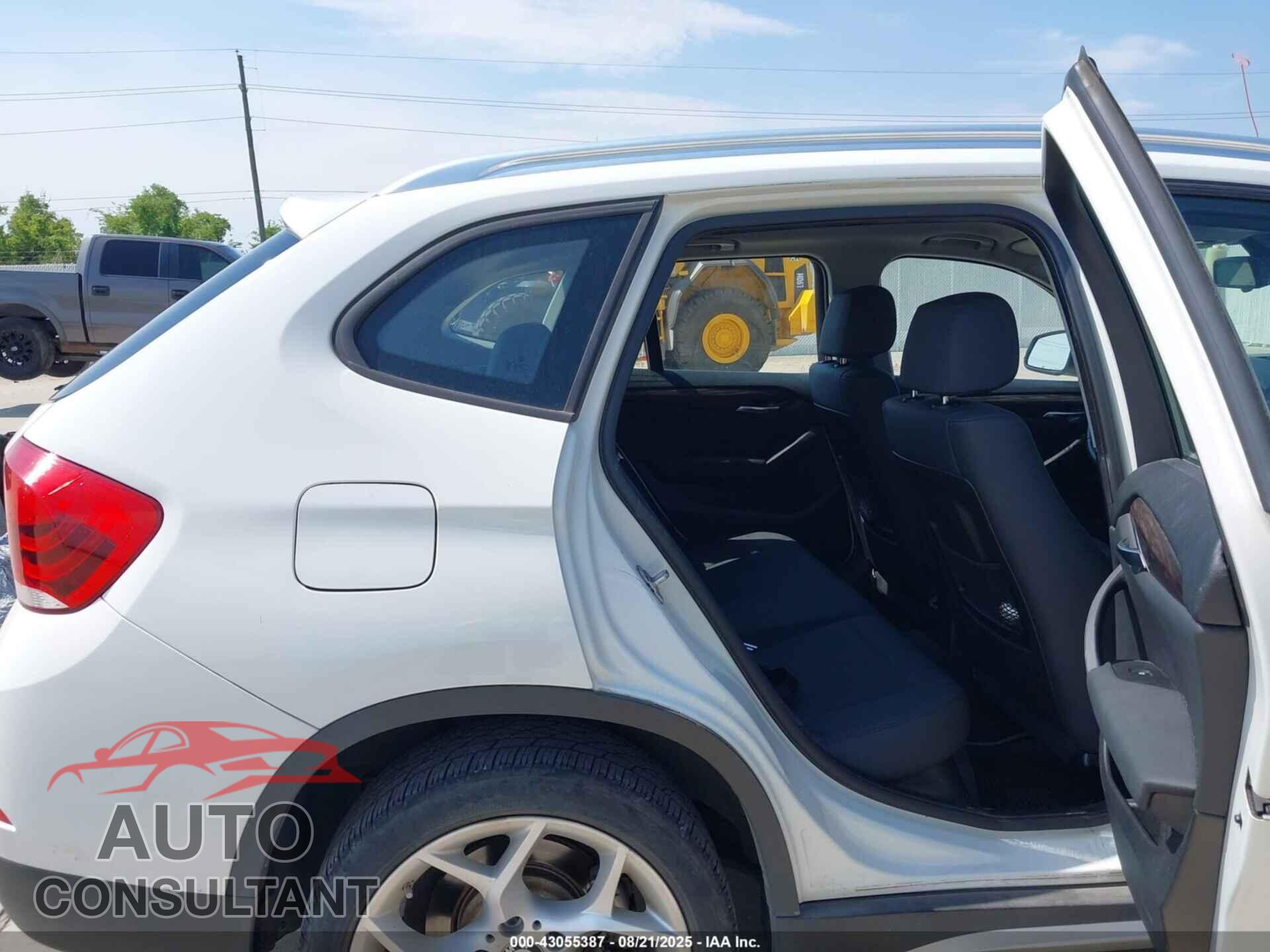 BMW X1 2015 - WBAVM1C56FVW57644