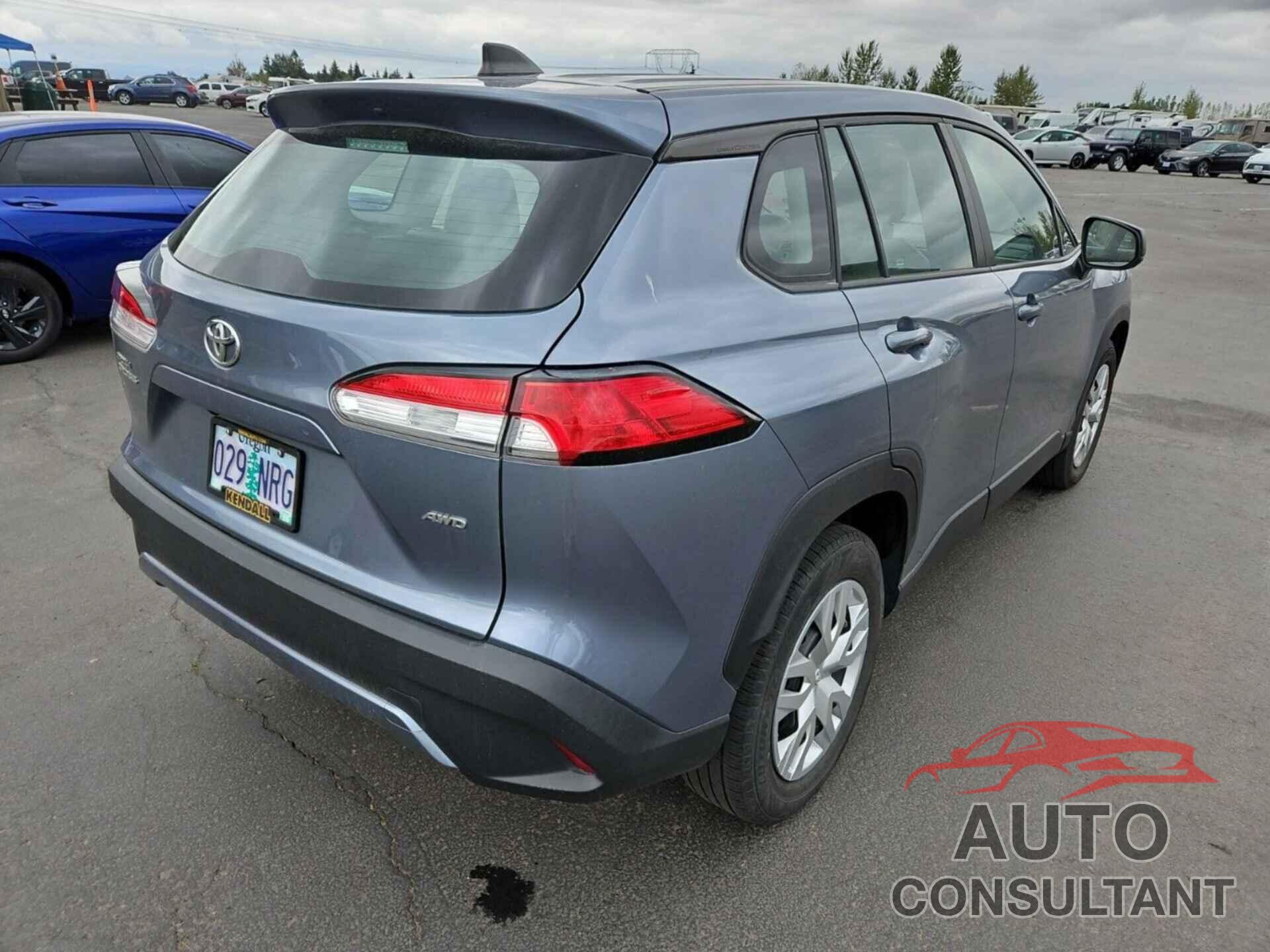 TOYOTA COROLLA CROSS 2022 - 7MUAAABG1NV020334