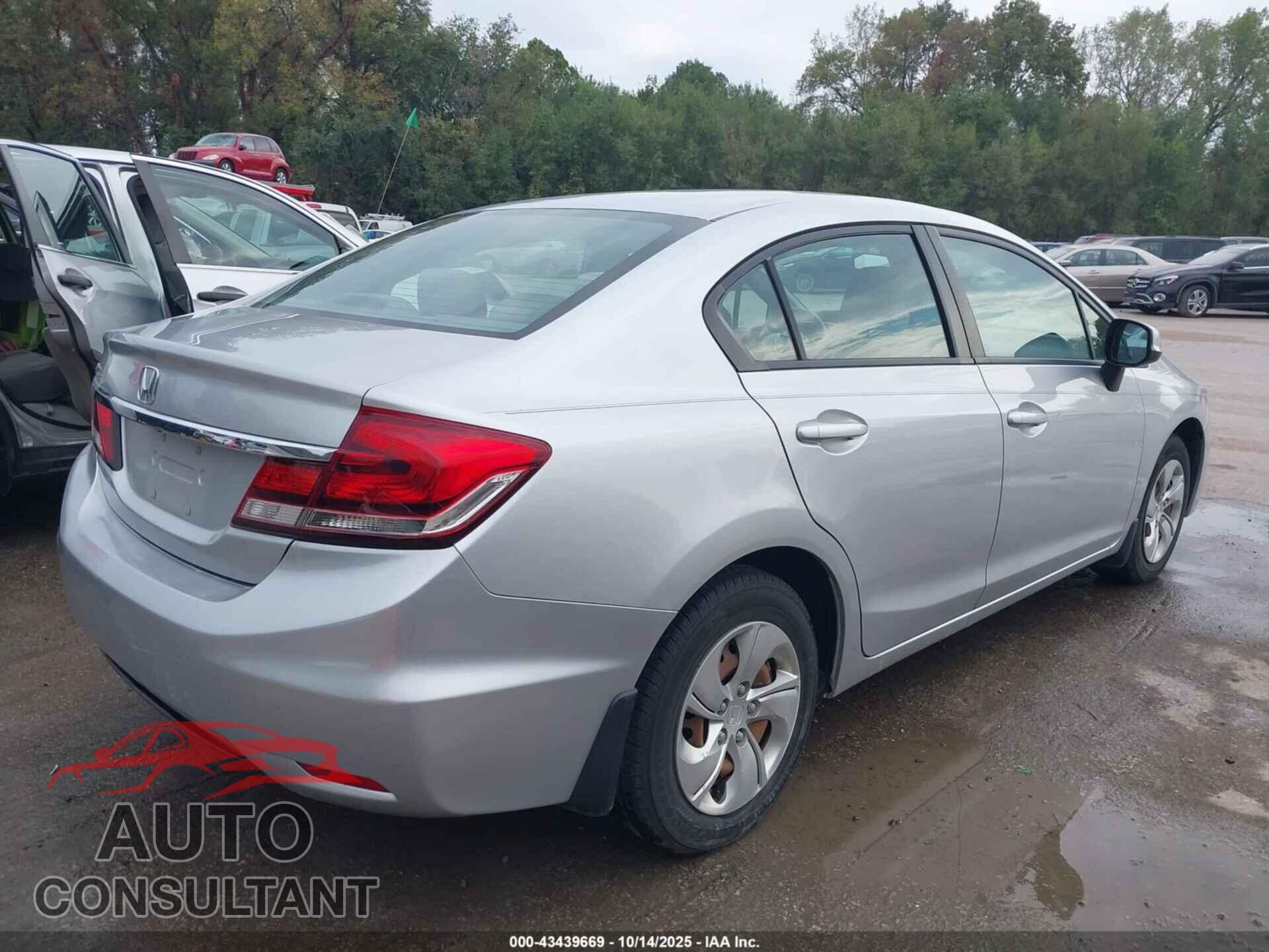 HONDA CIVIC 2013 - 19XFB2F58DE045199