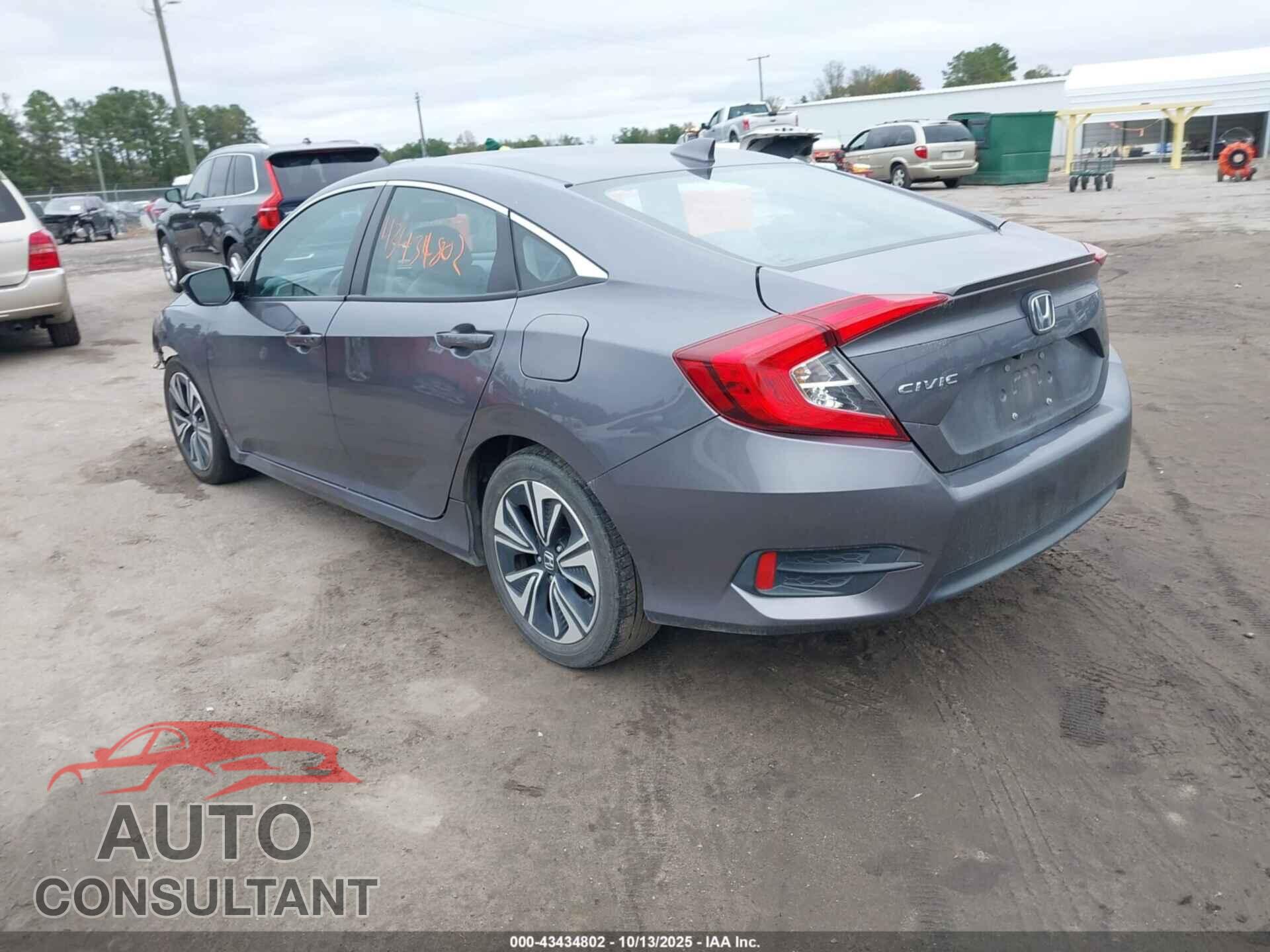 HONDA CIVIC 2017 - 19XFC1F78HE015926