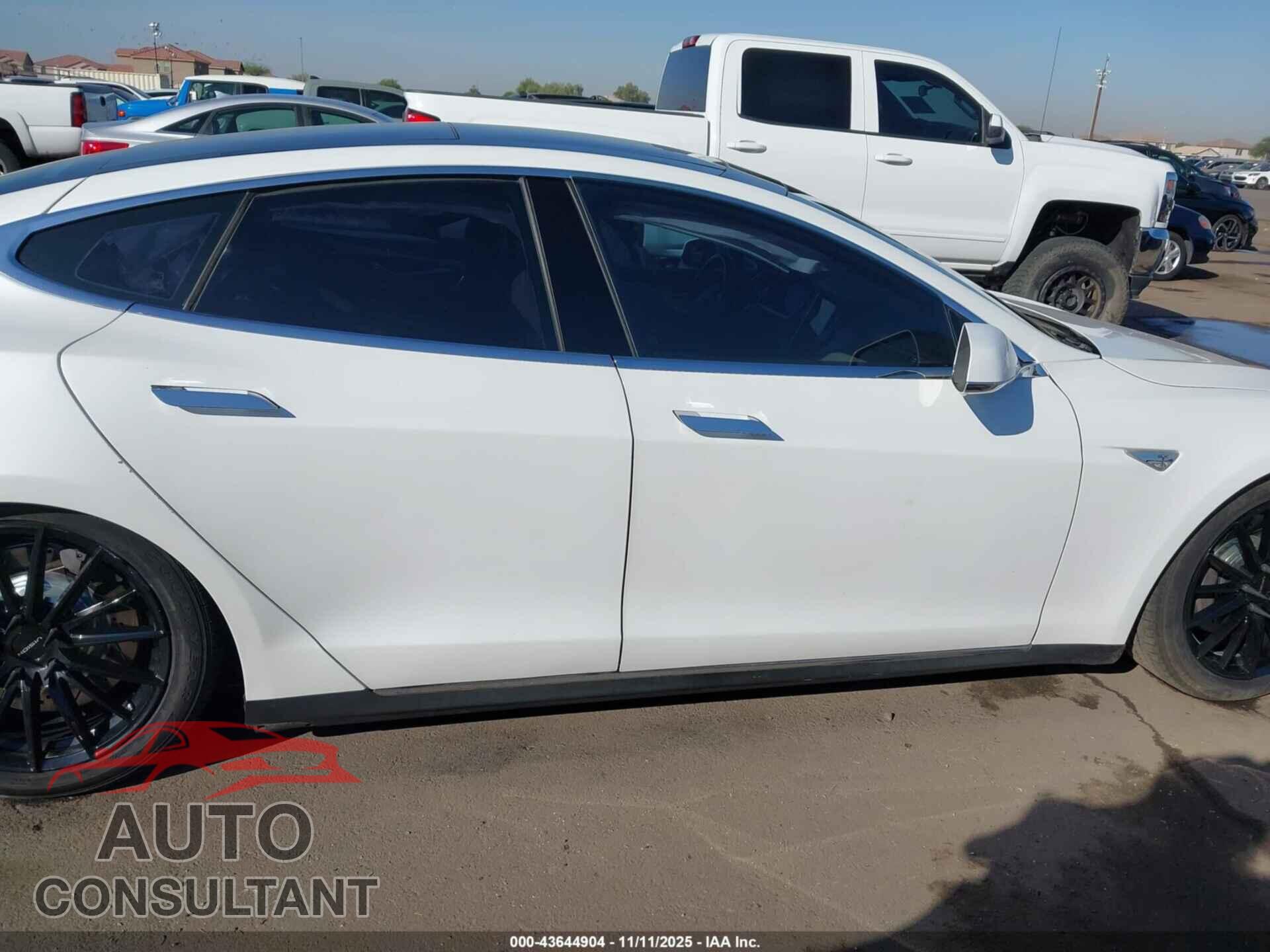 TESLA MODEL S 2012 - 5YJSA1DN6CFS00369