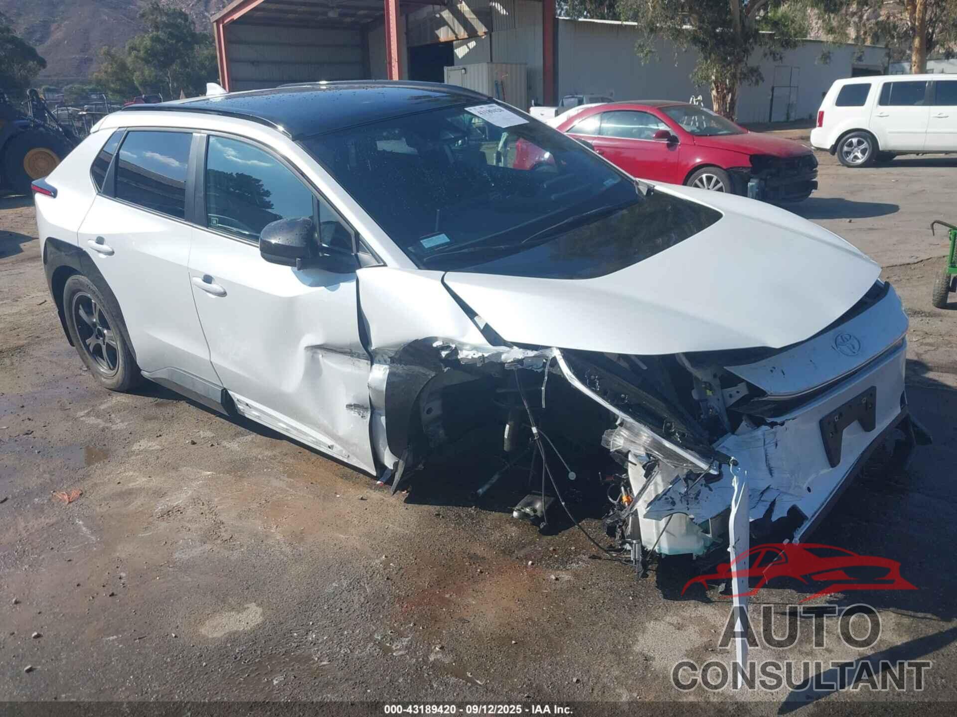 TOYOTA BZ4X 2024 - JTMABACA1RA087164