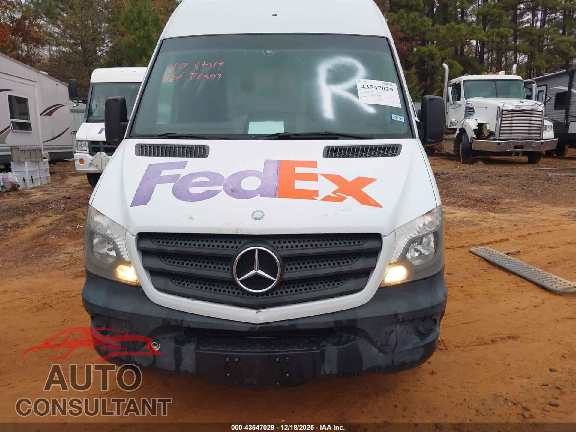 MERCEDES-BENZ SPRINTER 2500 2015 - WD3PE8DB4FP132408