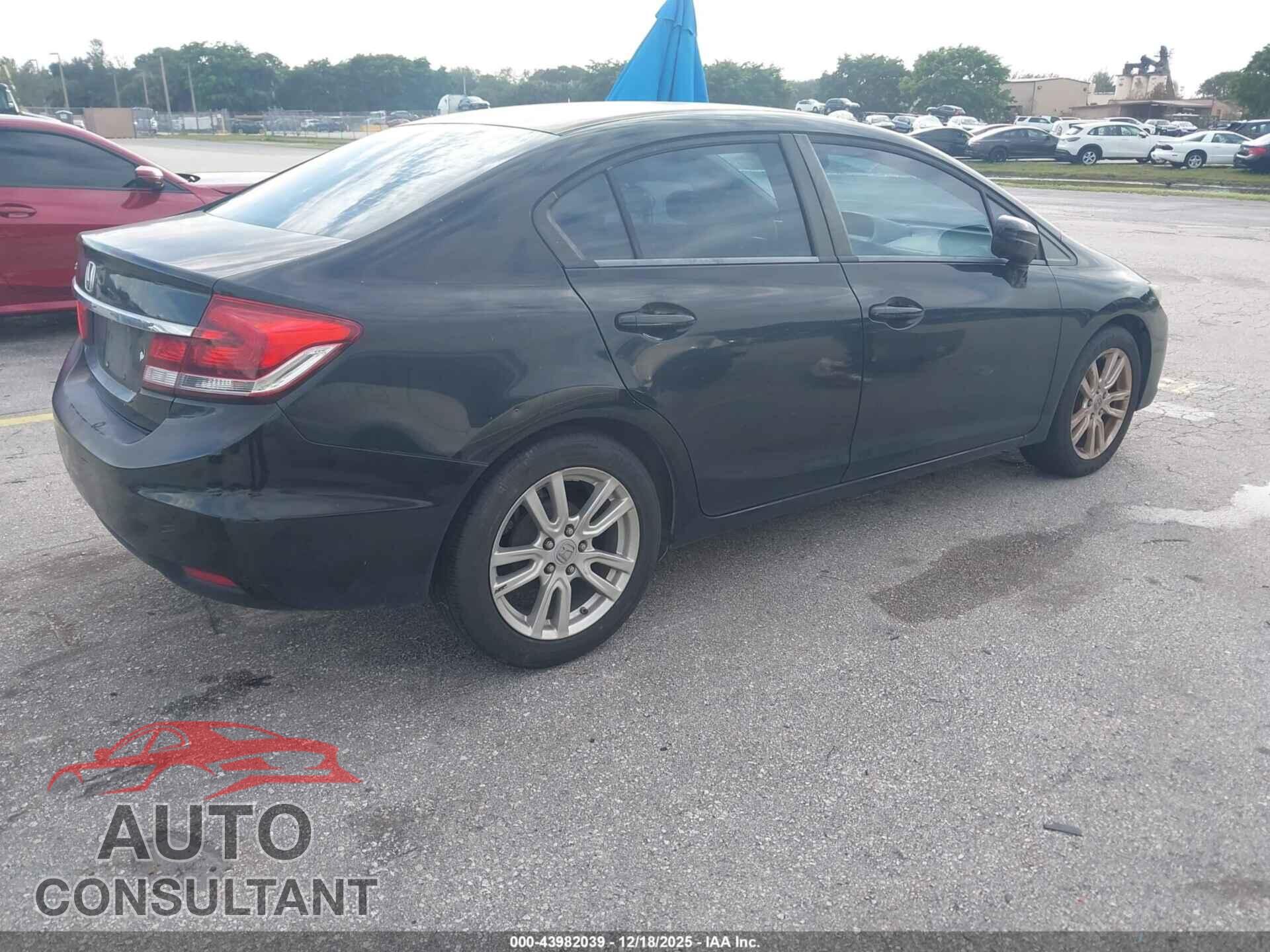 HONDA CIVIC 2014 - 19XFB2F57EE078003