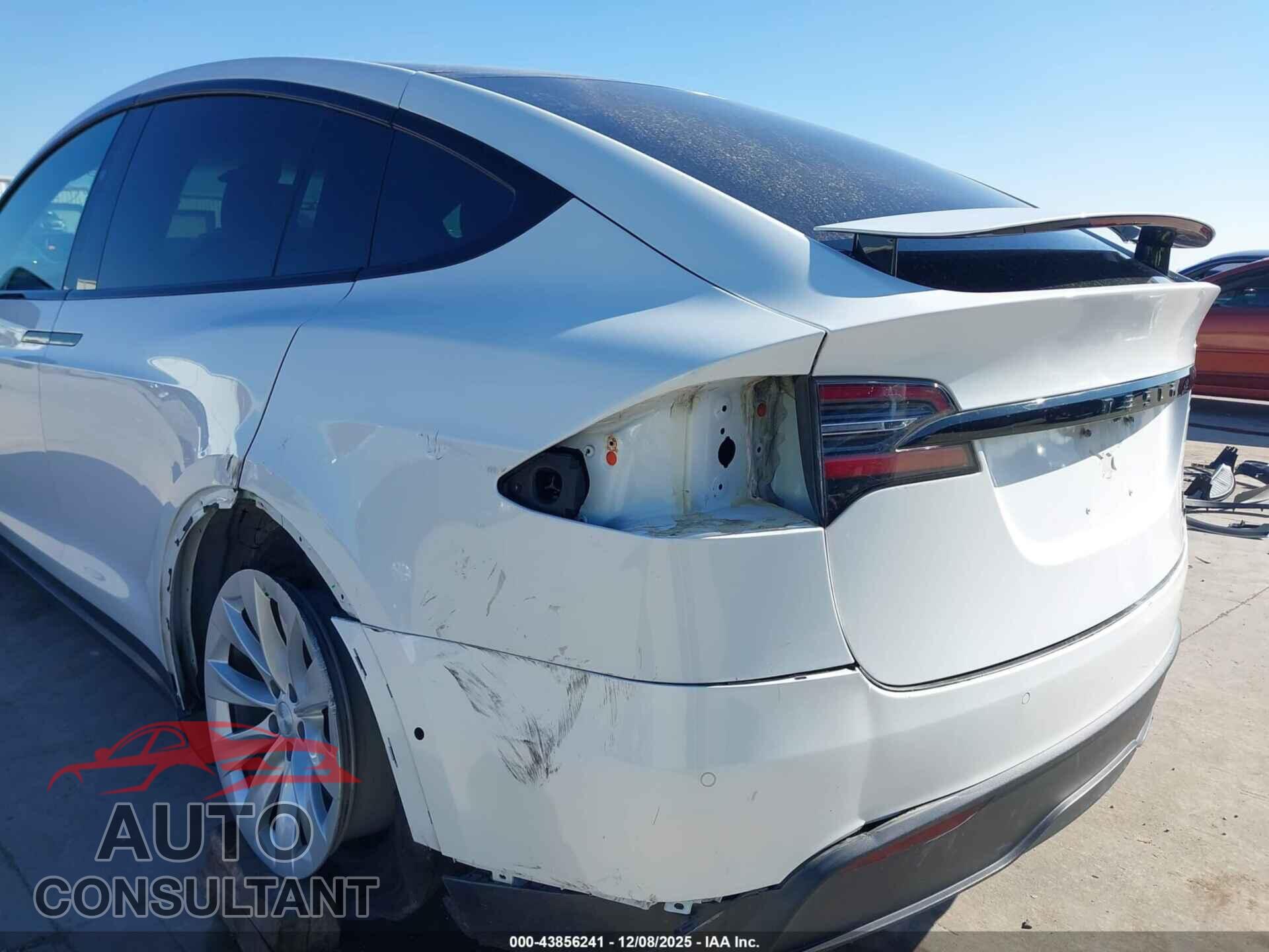 TESLA MODEL X 2022 - 7SAXCBE66NF332678
