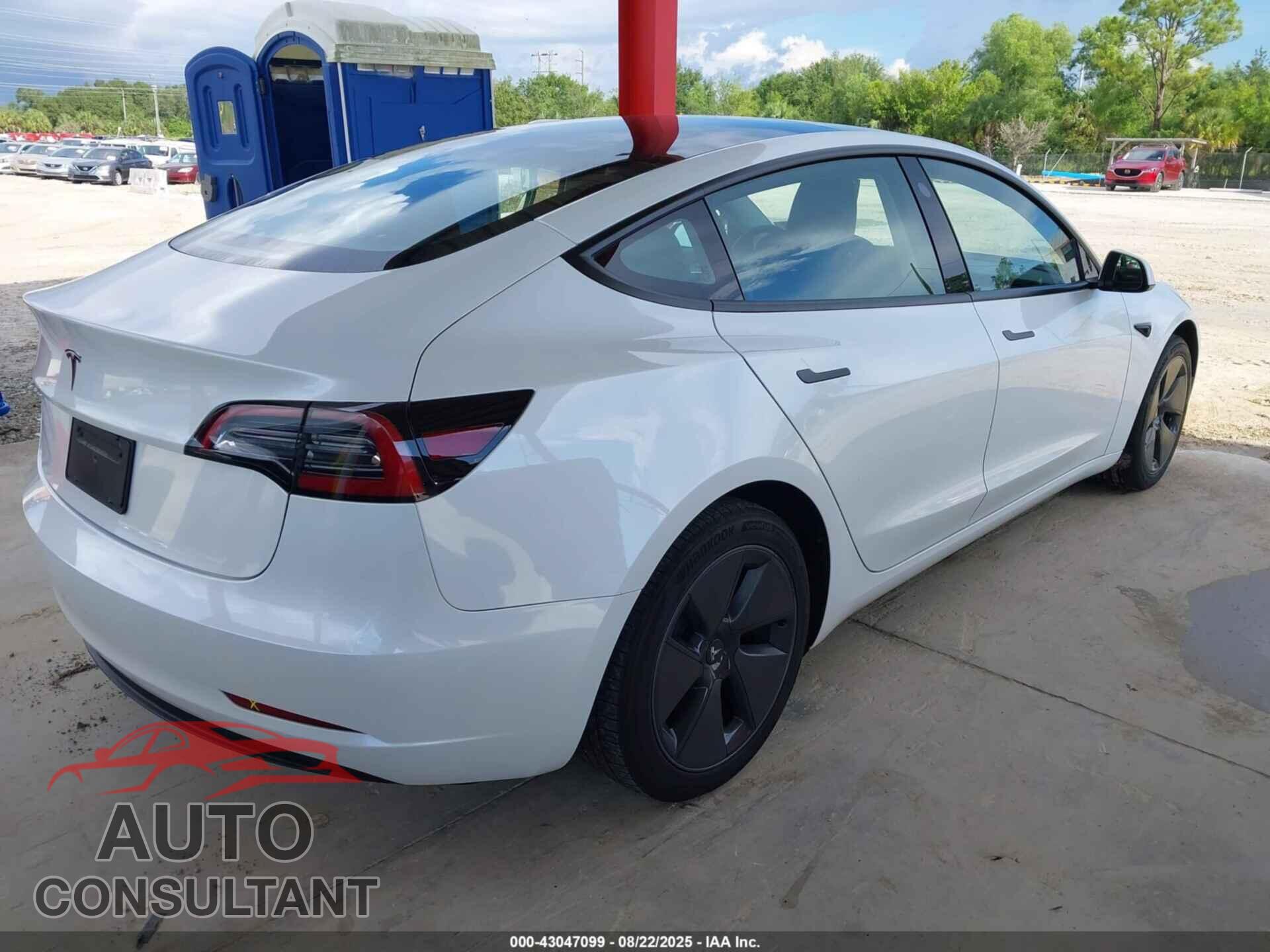 TESLA MODEL 3 2023 - 5YJ3E1EA8PF682496