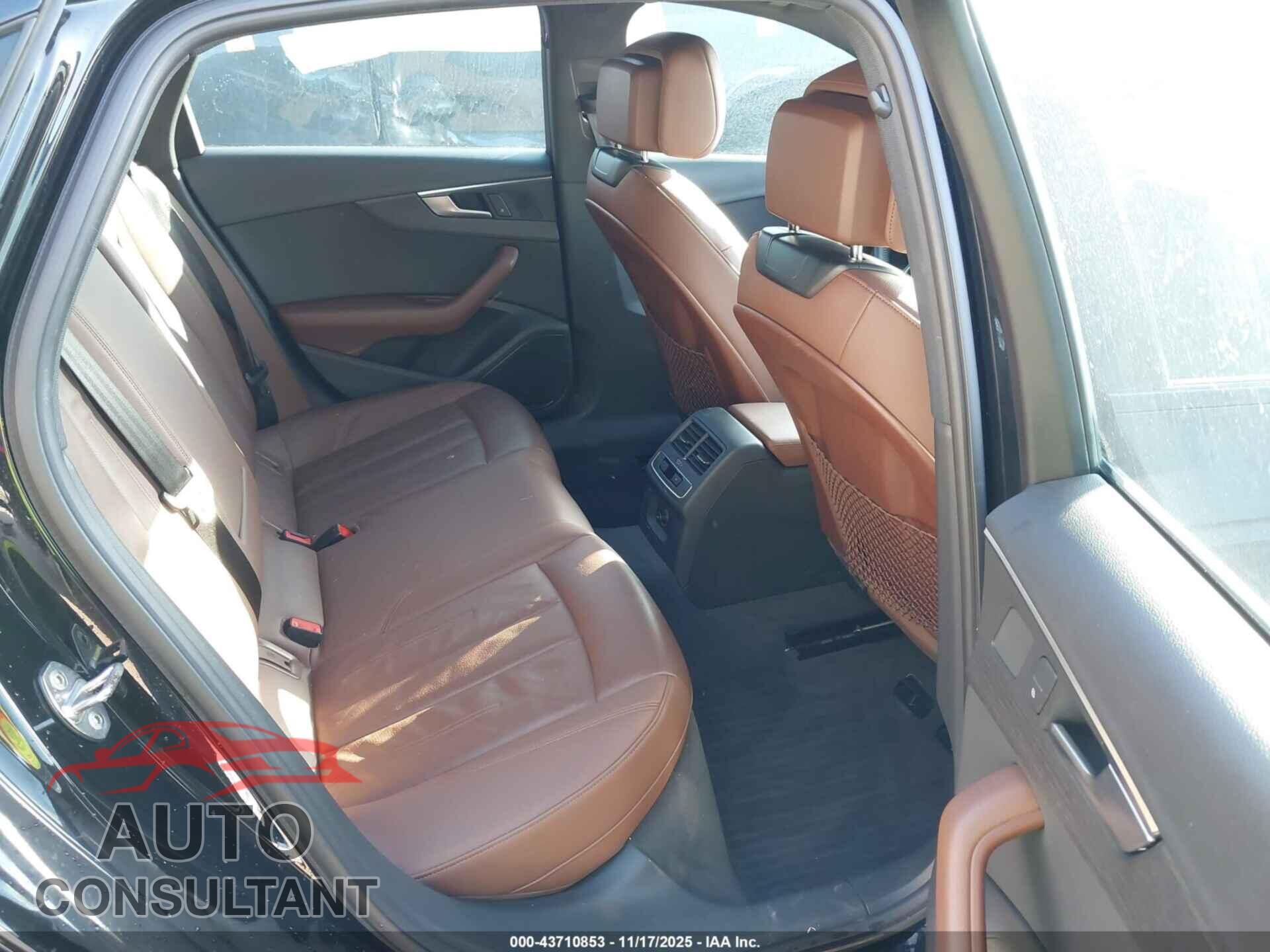 AUDI A4 2019 - WAUGMAF40KN013692
