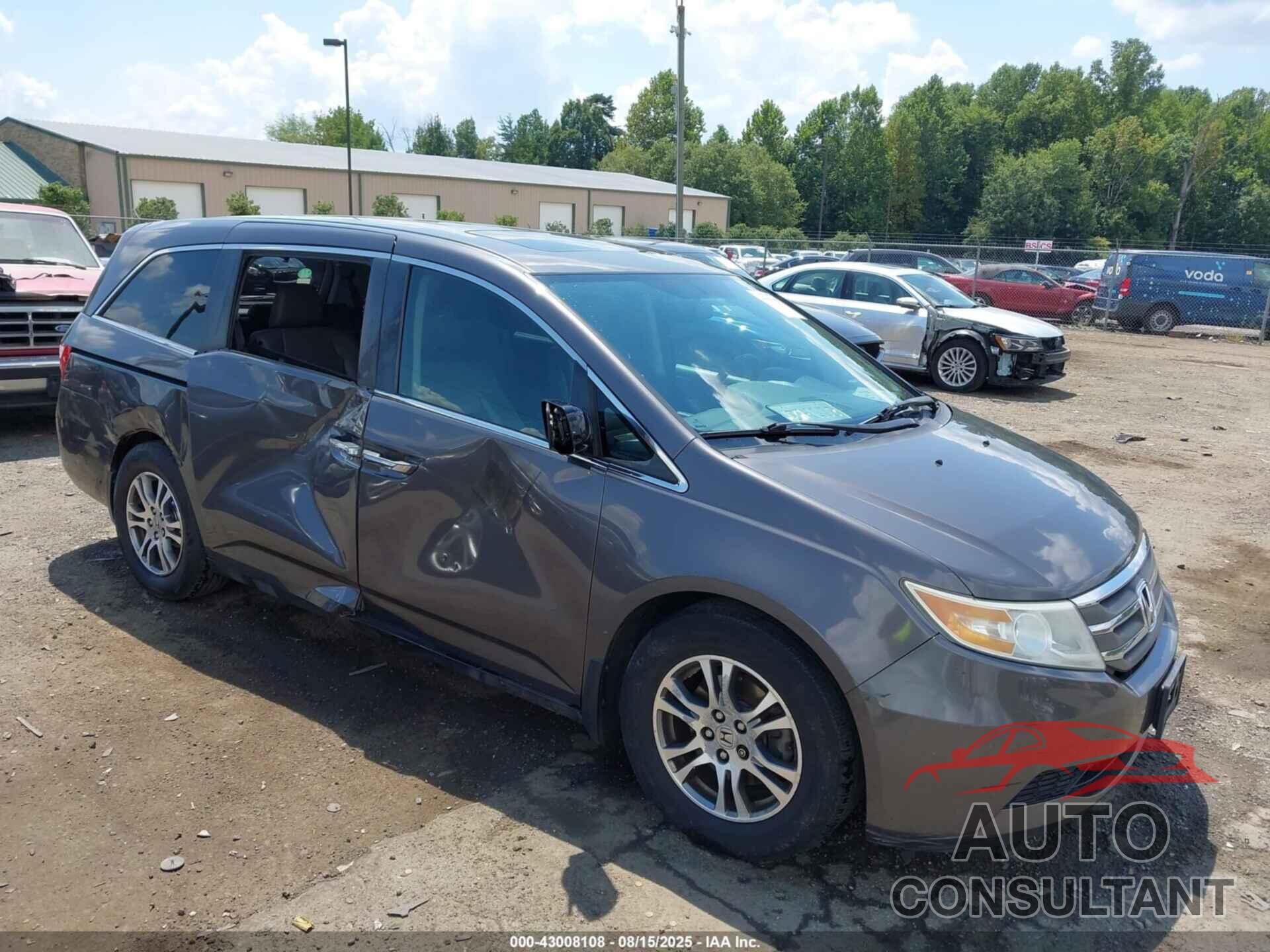 HONDA ODYSSEY 2013 - 5FNRL5H61DB034976