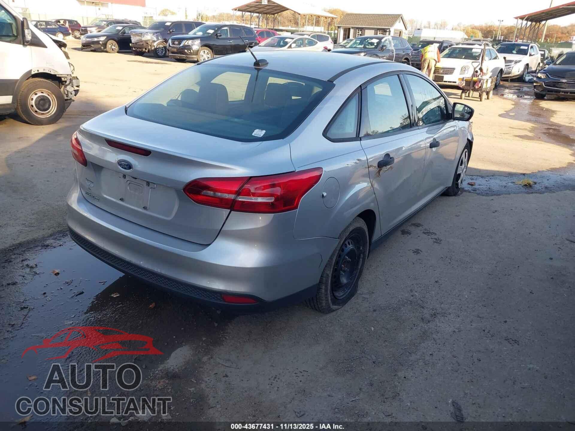 FORD FOCUS 2017 - 1FADP3E22HL338945