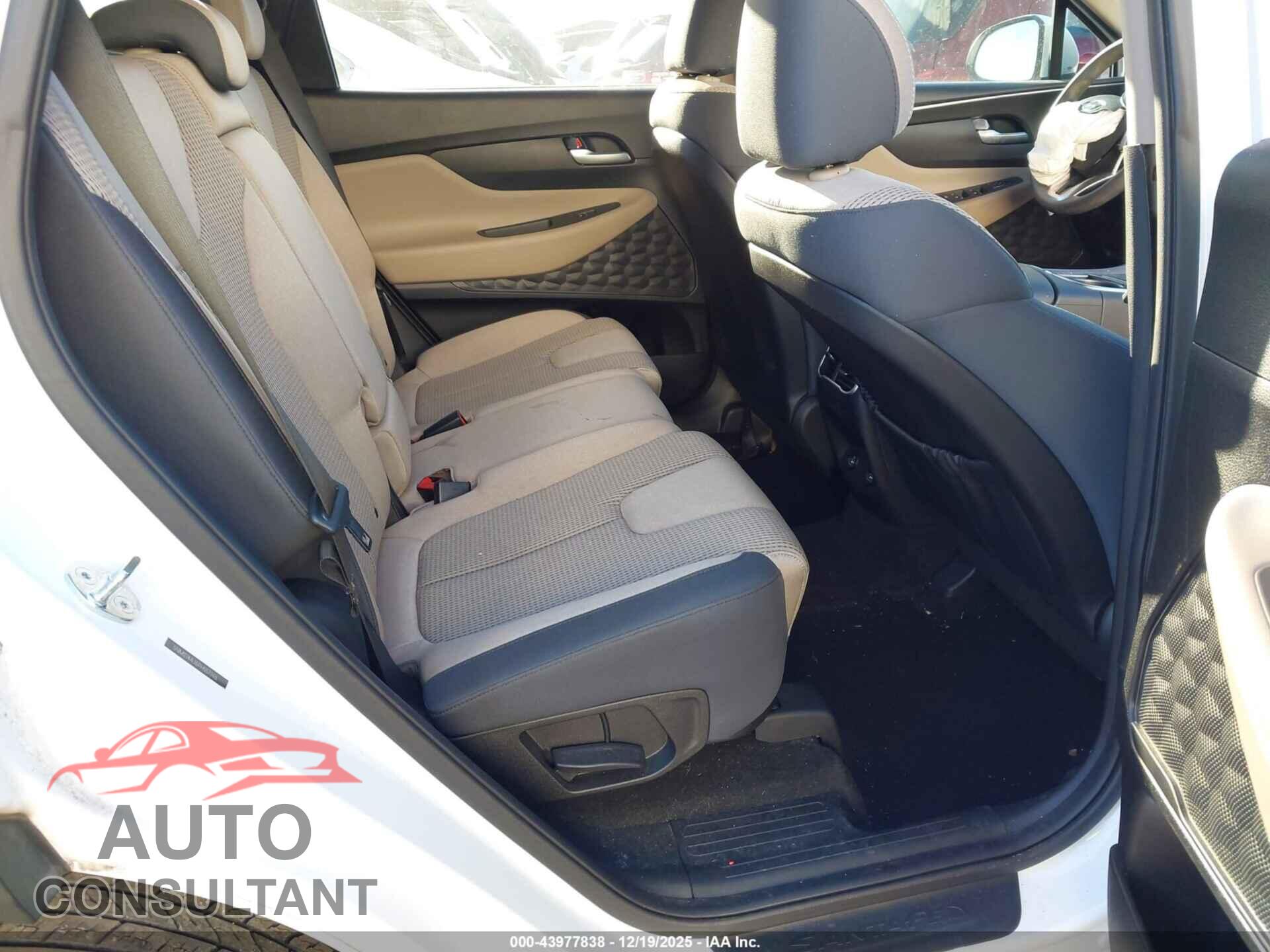 HYUNDAI SANTA FE 2023 - 5NMS14AJ6PH557266