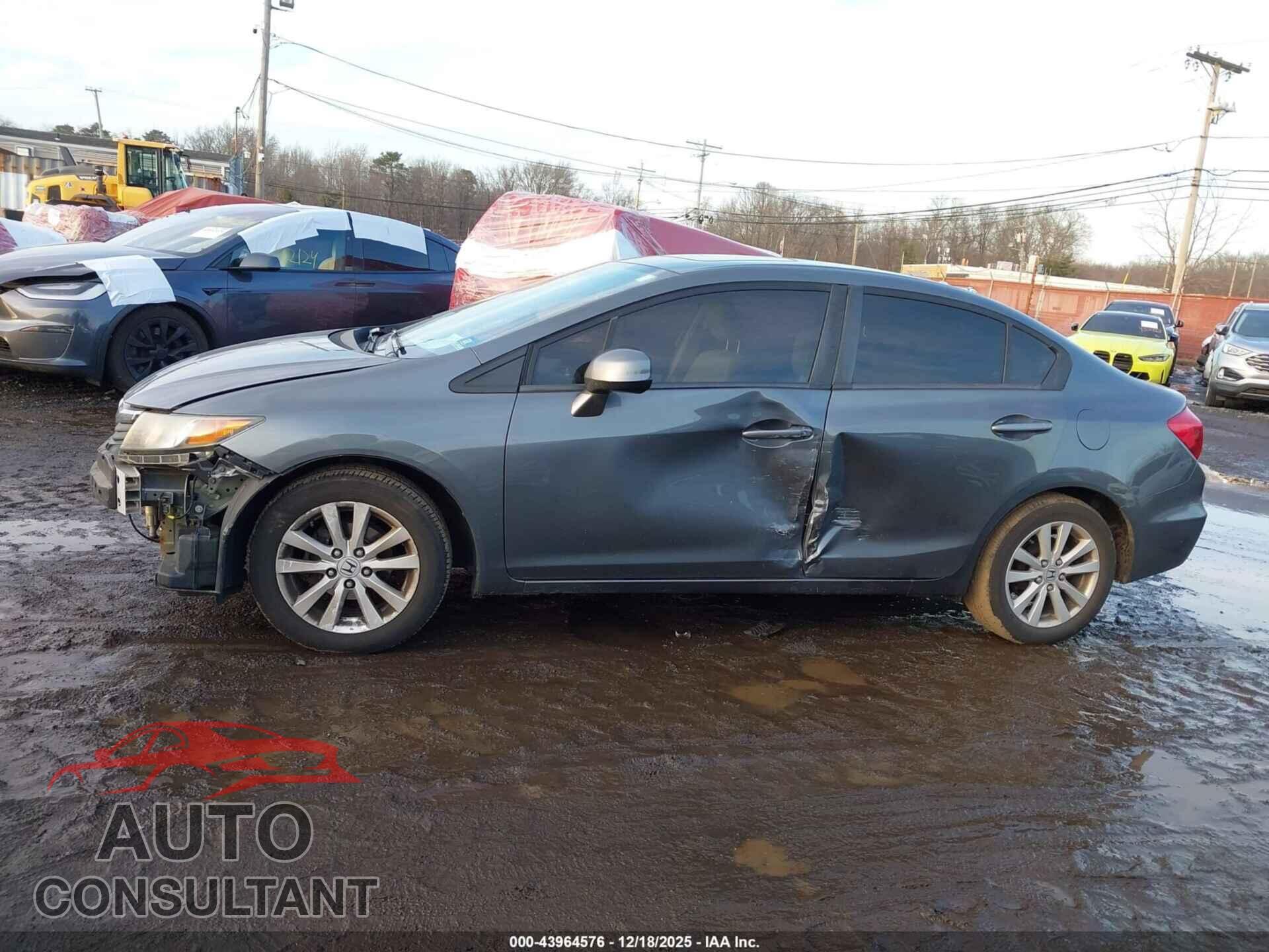 HONDA CIVIC 2012 - 2HGFB2F9XCH322815
