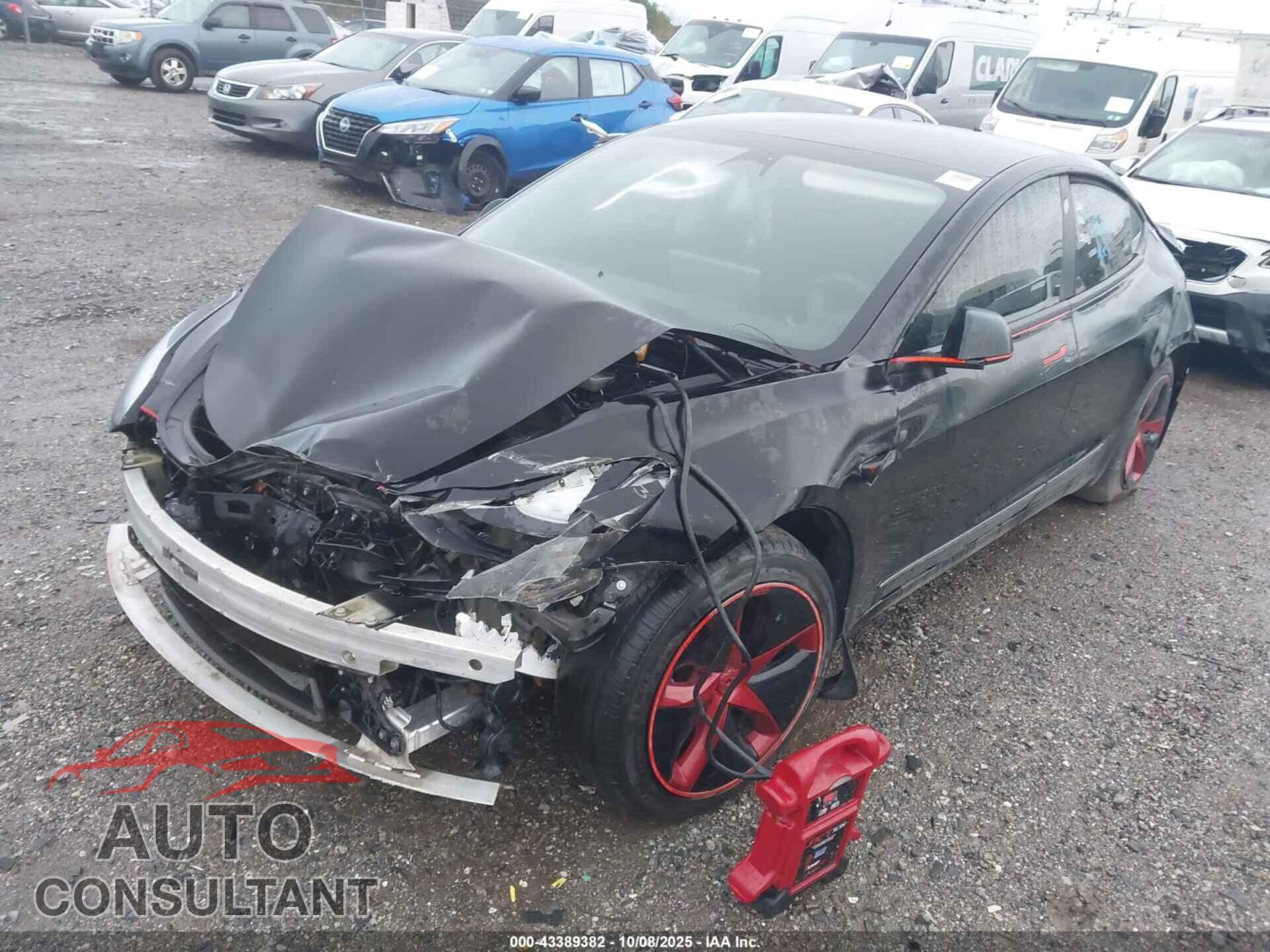TESLA MODEL 3 2021 - 5YJ3E1EBXMF855231