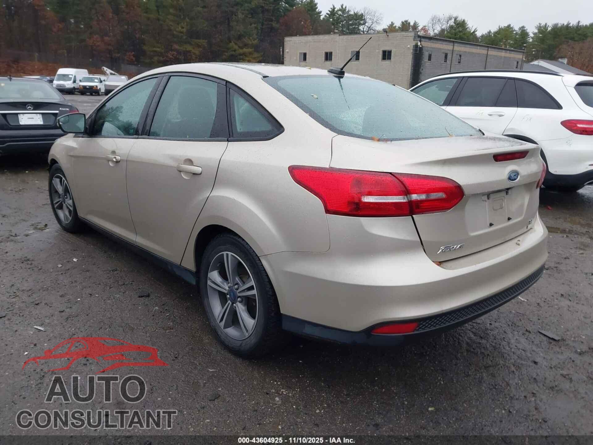 FORD FOCUS 2017 - 1FADP3FE3HL289053