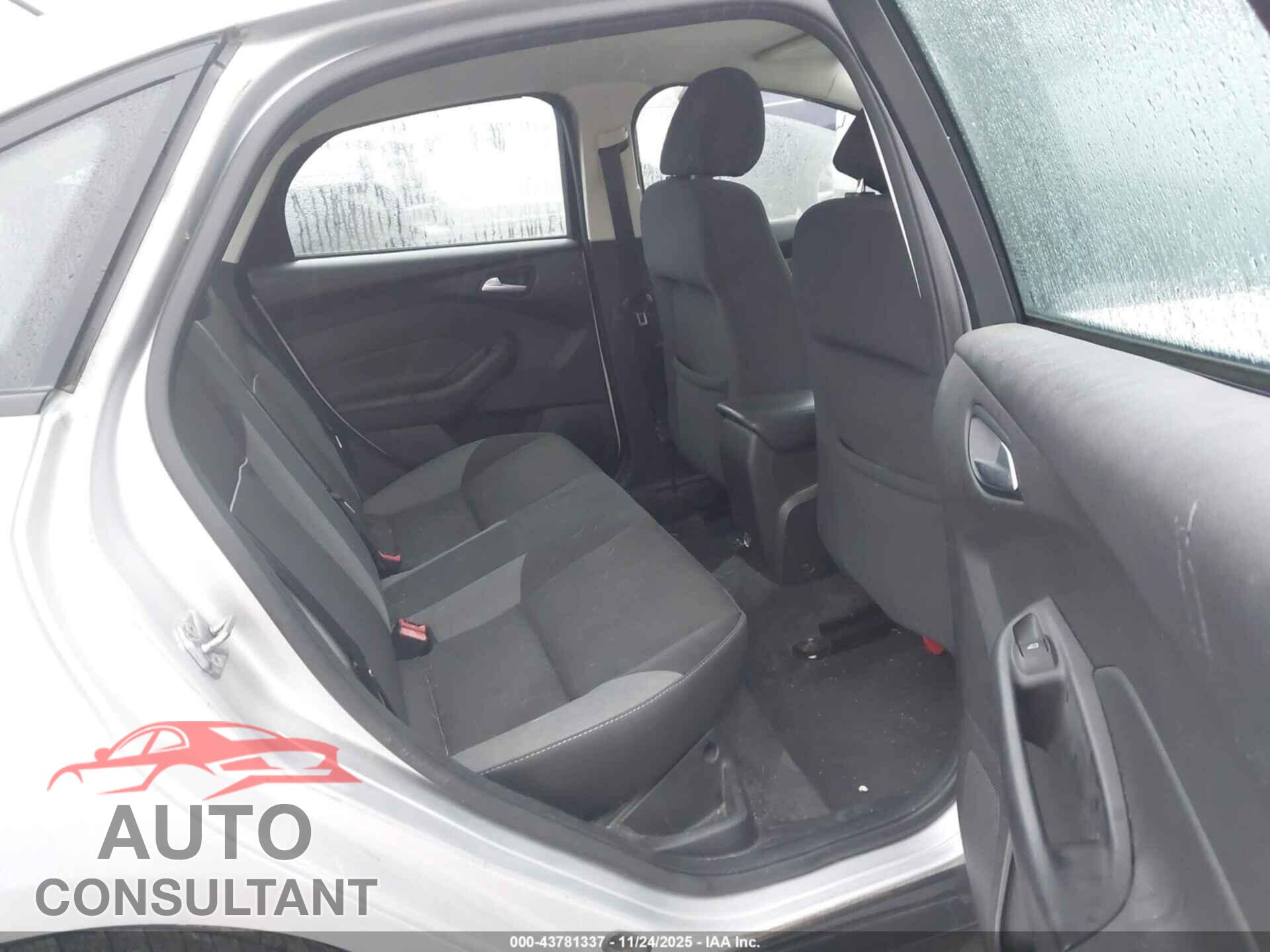 FORD FOCUS 2013 - 1FADP3F29DL222165