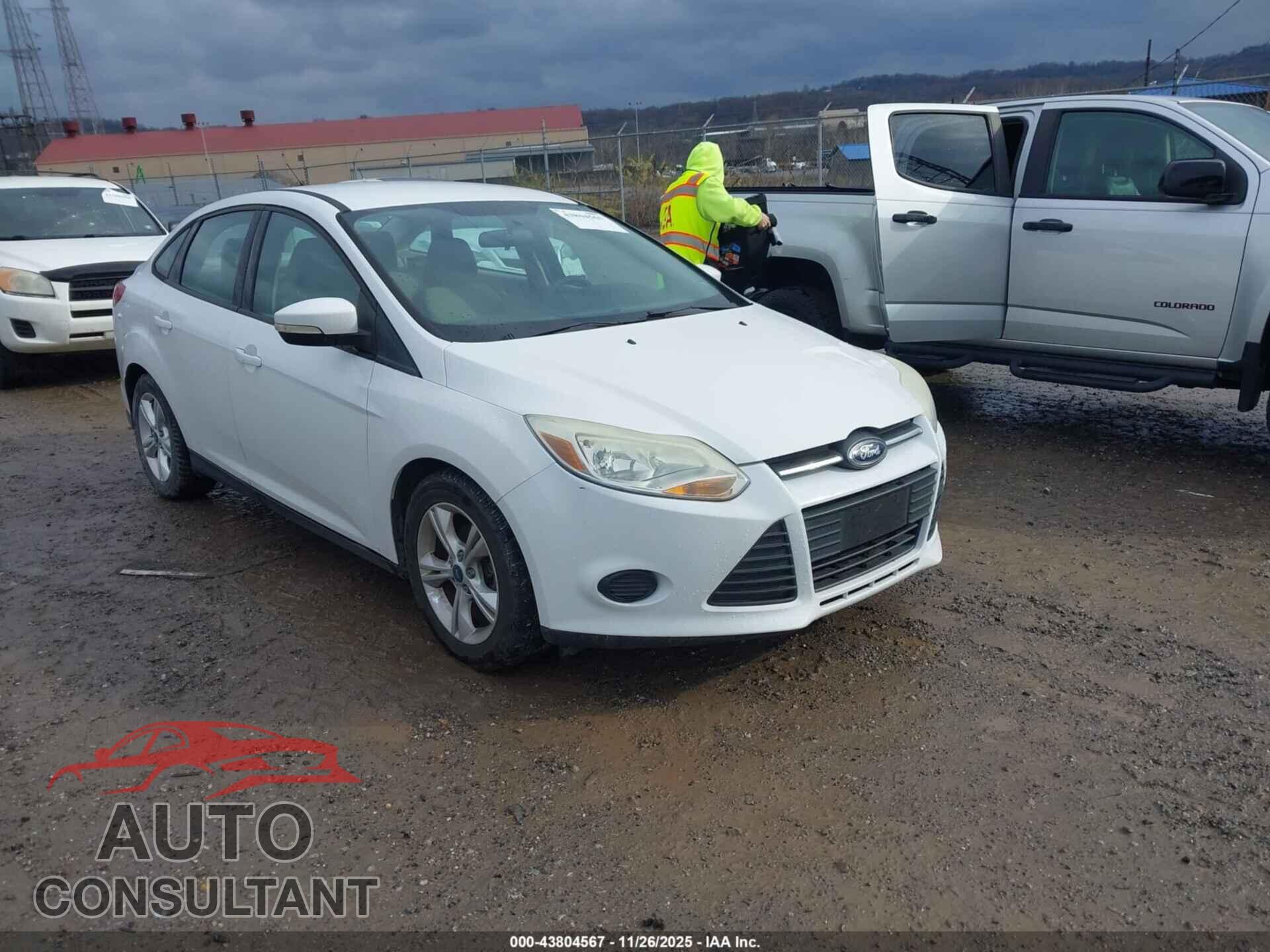 FORD FOCUS 2013 - 1FADP3F27DL199680
