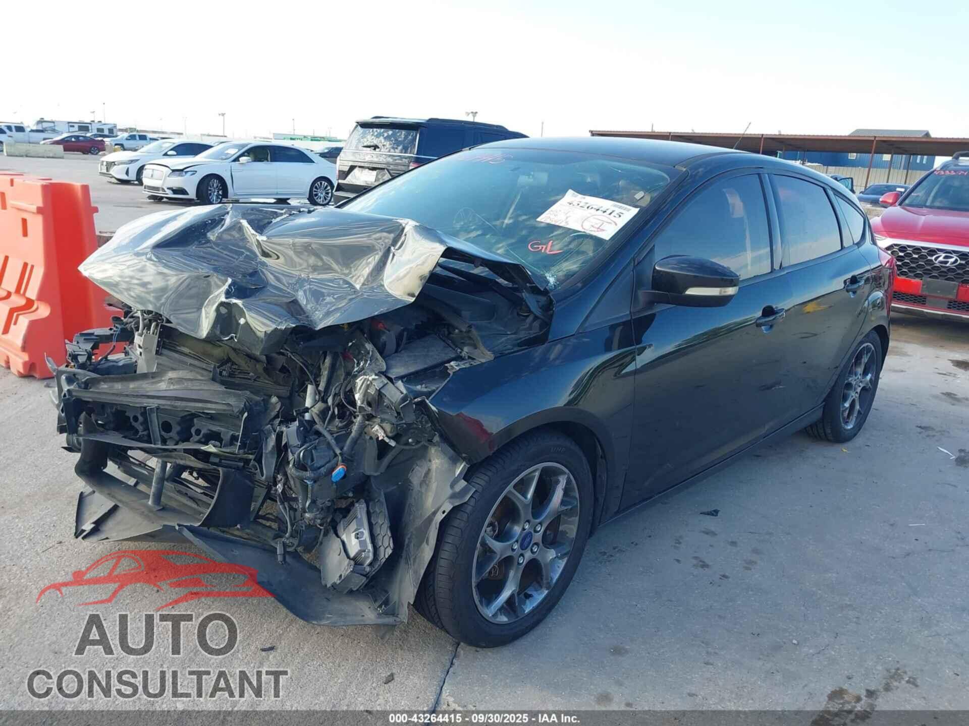 FORD FOCUS 2014 - 1FADP3K2XEL320886