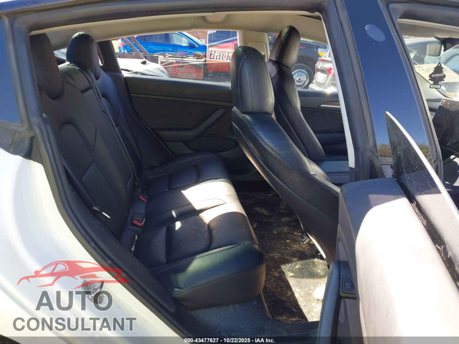 TESLA MODEL 3 2022 - 5YJ3E1EB7NF103083