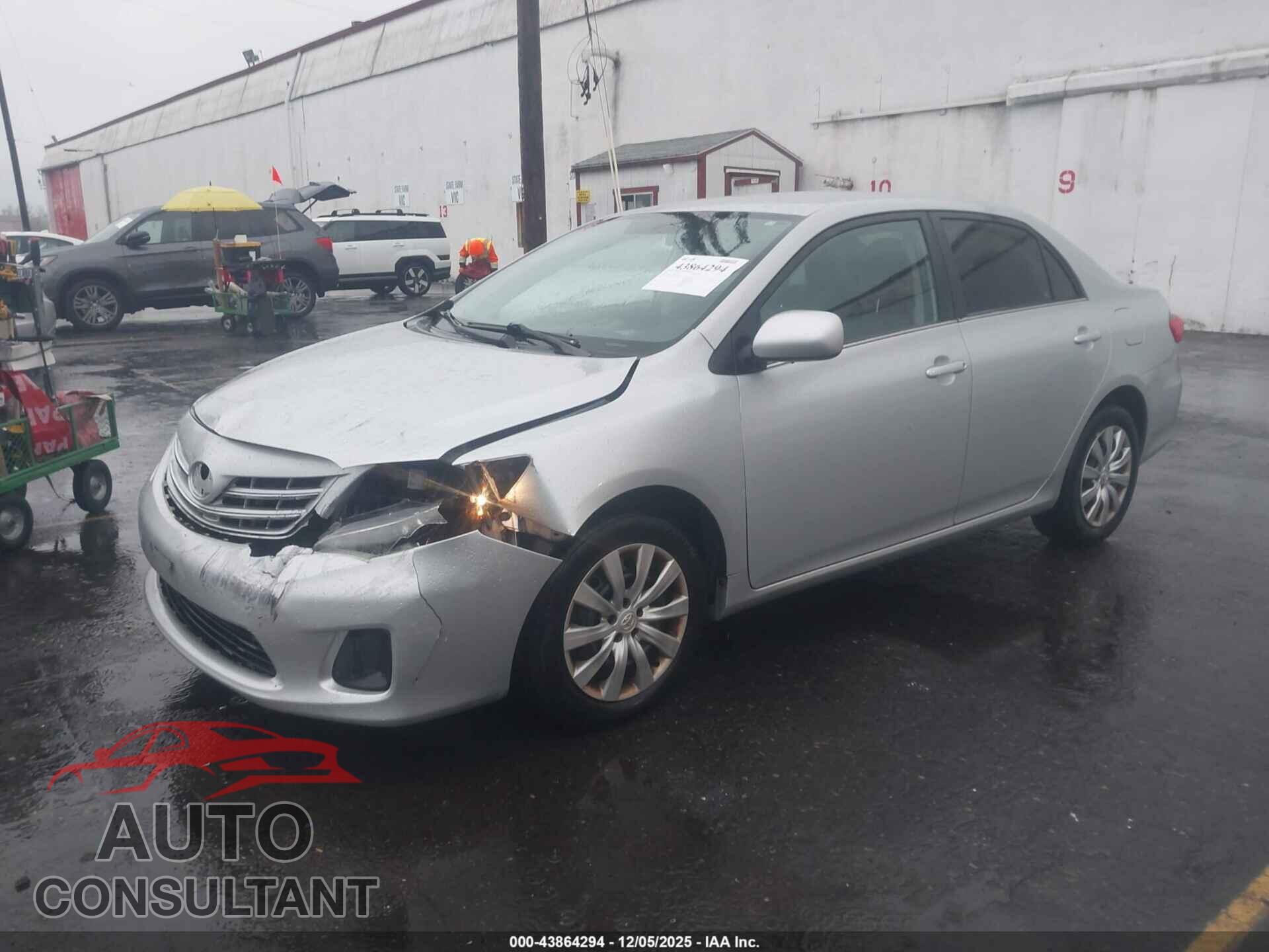 TOYOTA COROLLA 2013 - 2T1BU4EE0DC069257