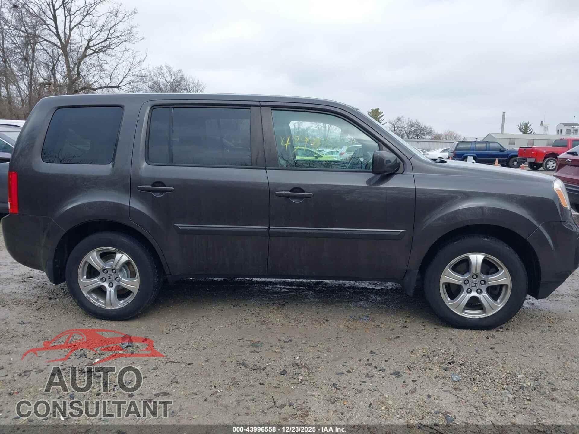 HONDA PILOT 2012 - 5FNYF4H55CB062377
