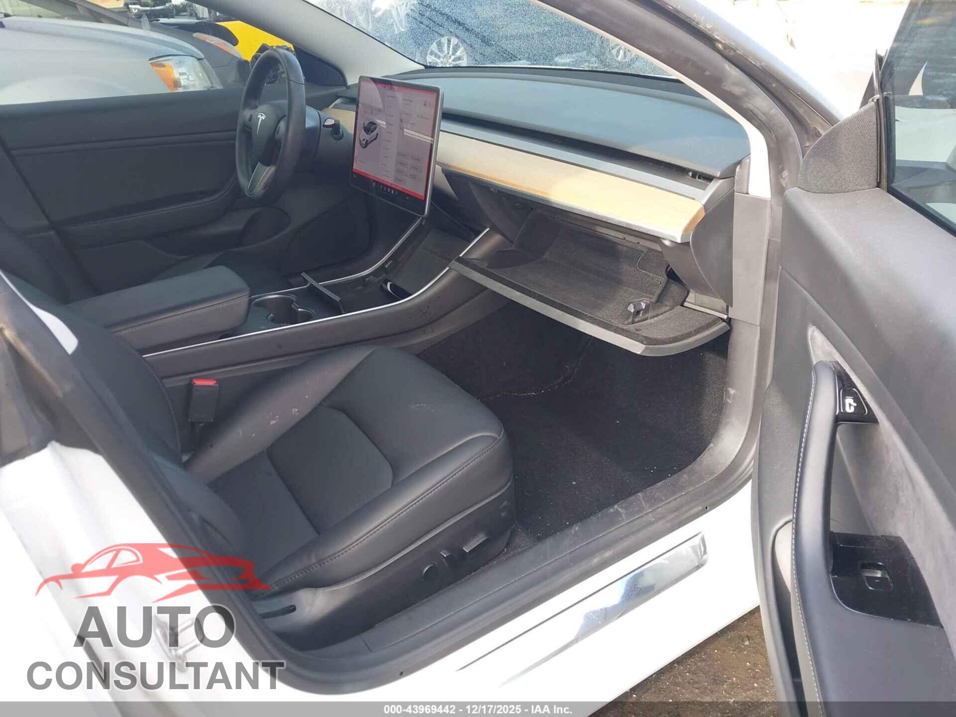 TESLA MODEL 3 2020 - 5YJ3E1EB0LF711377