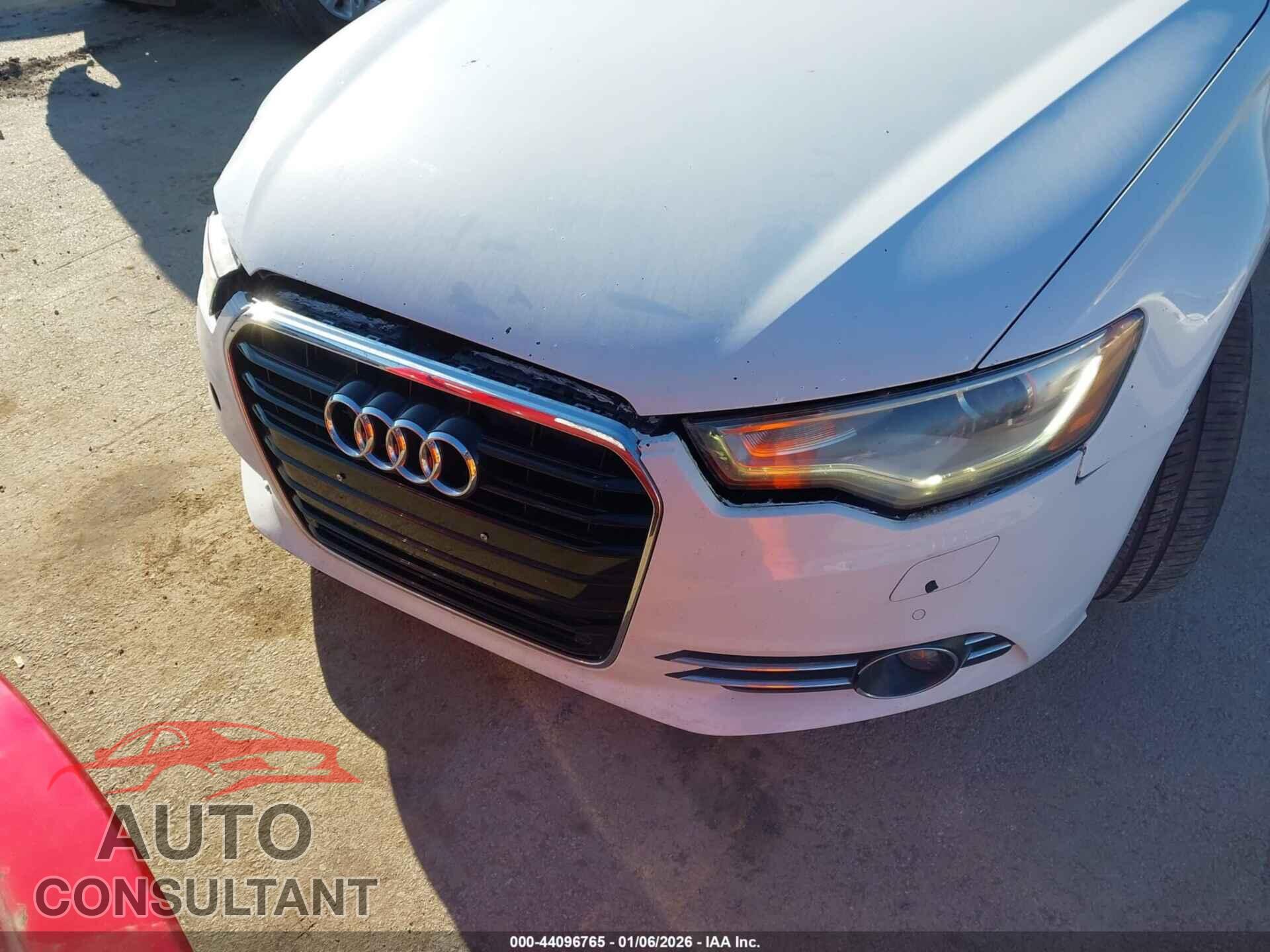 AUDI A6 2012 - WAUGGAFC5CN165614