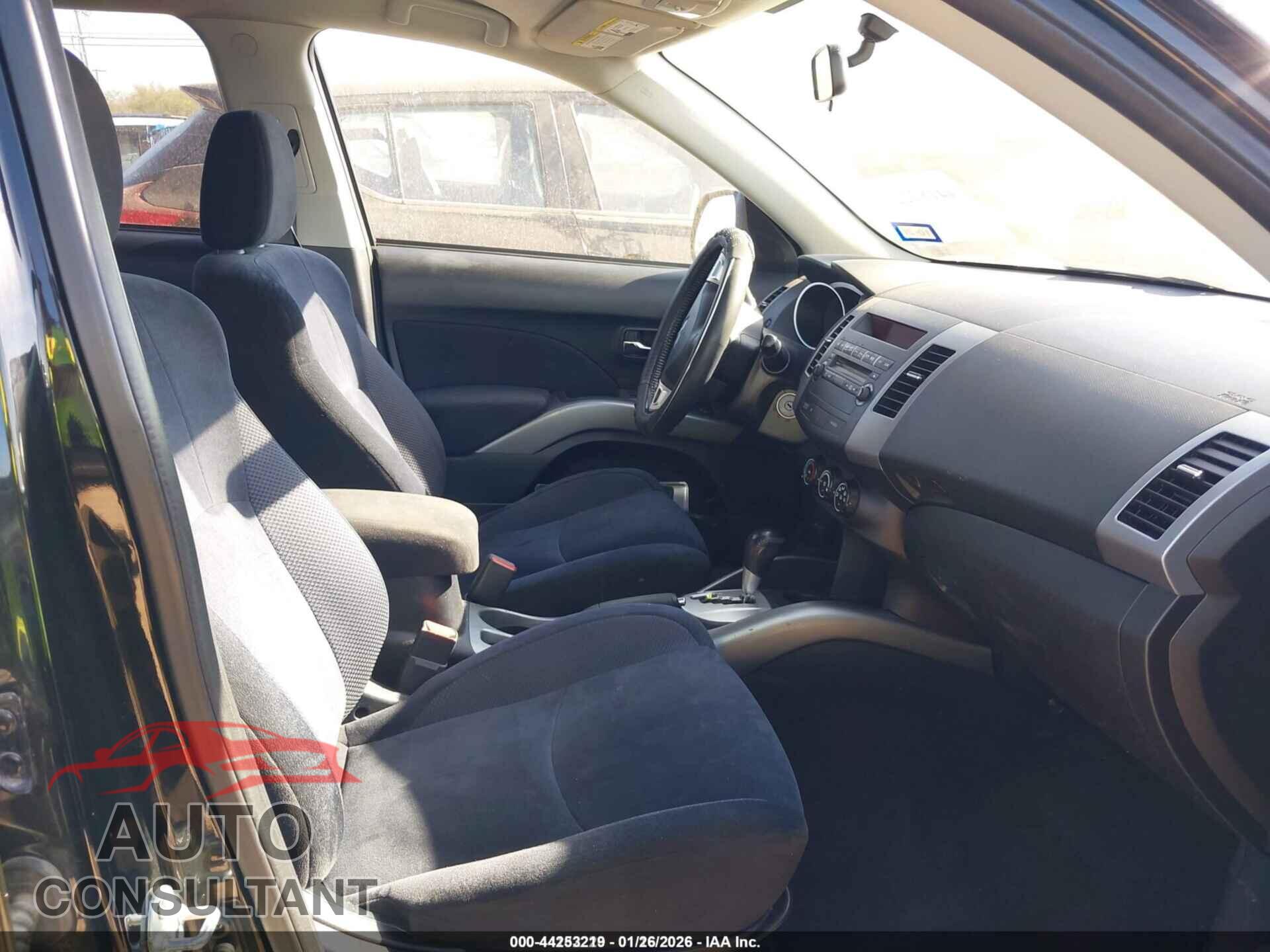 MITSUBISHI OUTLANDER 2012 - JA4AS2AW7CU007788