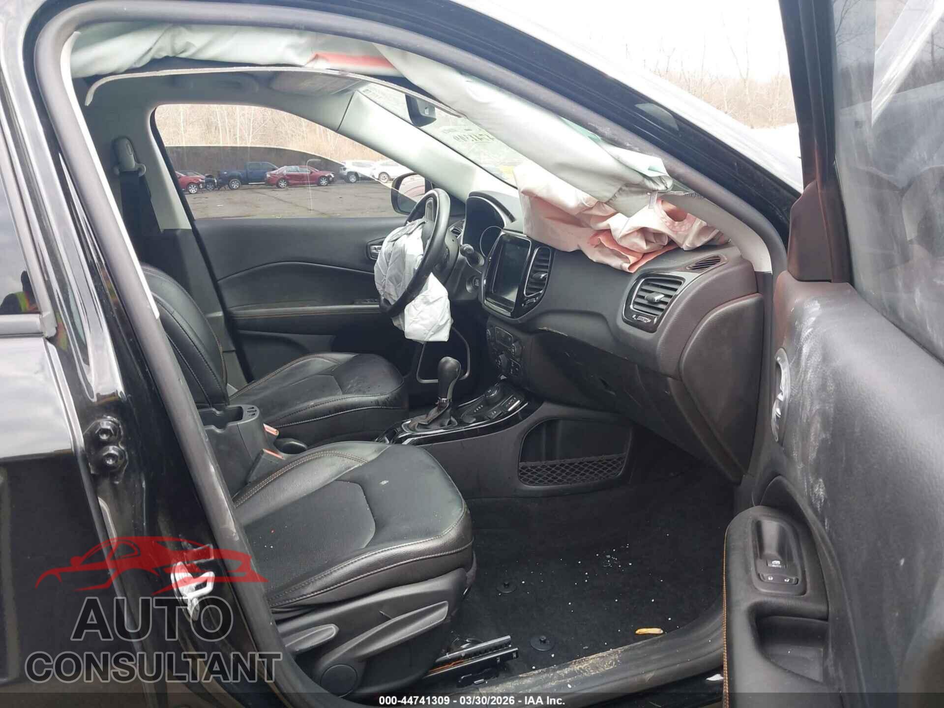 JEEP COMPASS 2020 - 3C4NJDCB6LT107066
