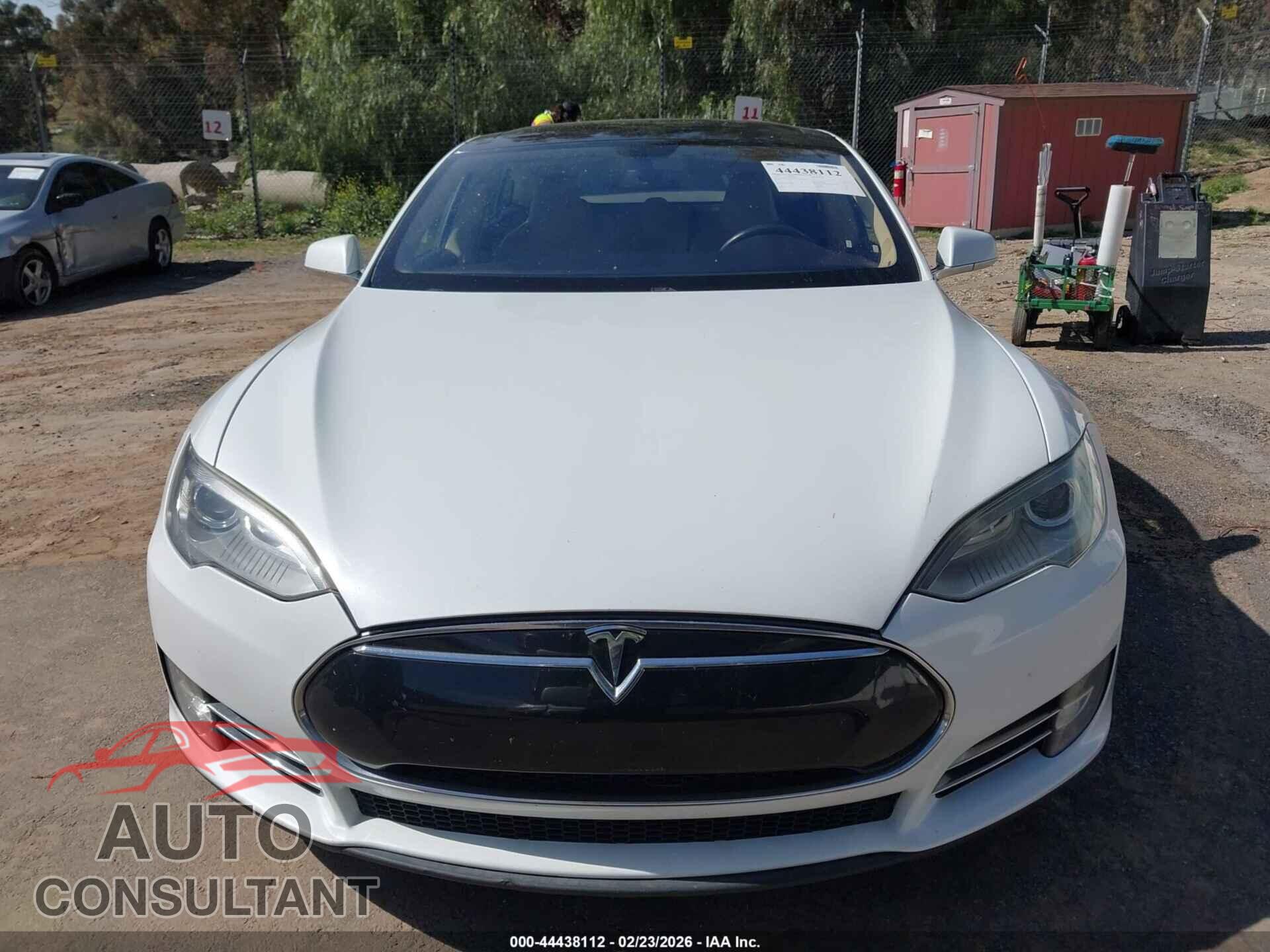 TESLA MODEL S 2013 - 5YJSA1CN3DFP10391