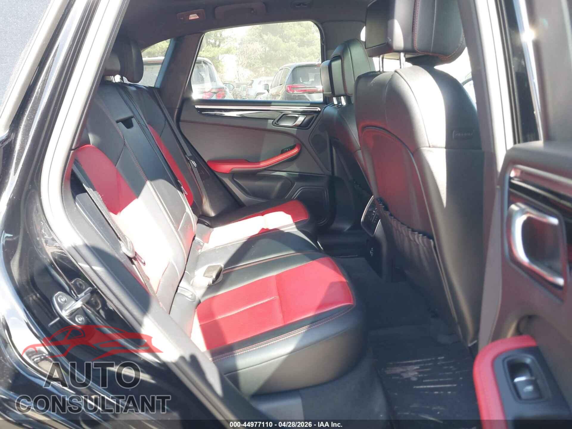 PORSCHE MACAN 2021 - WP1AA2A5XMLB08457