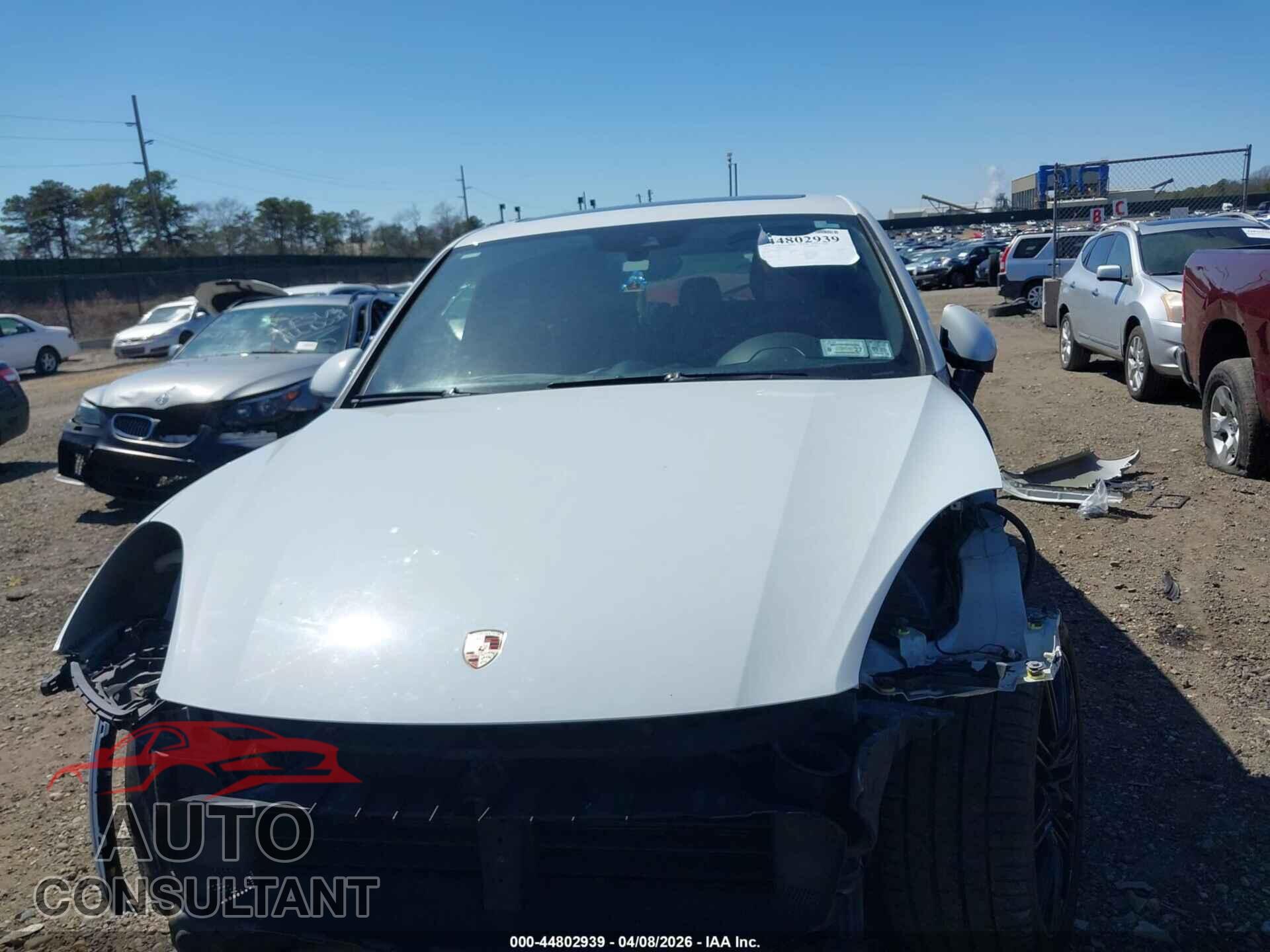 PORSCHE CAYENNE 2016 - WP1AA2A22GLA08976