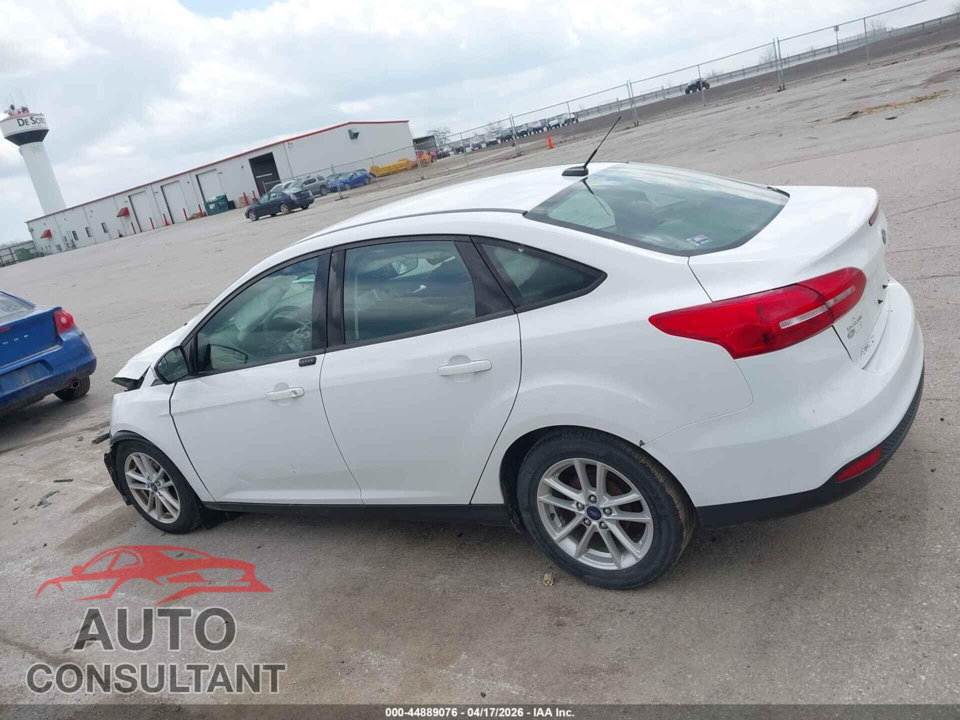 FORD FOCUS 2017 - 1FADP3F2XHL284633