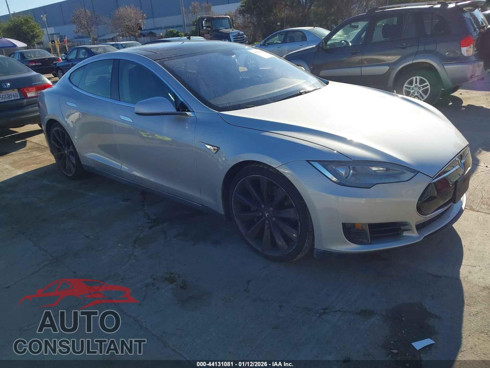 TESLA MODEL S 2012 - 5YJSA1DP2CFP02801