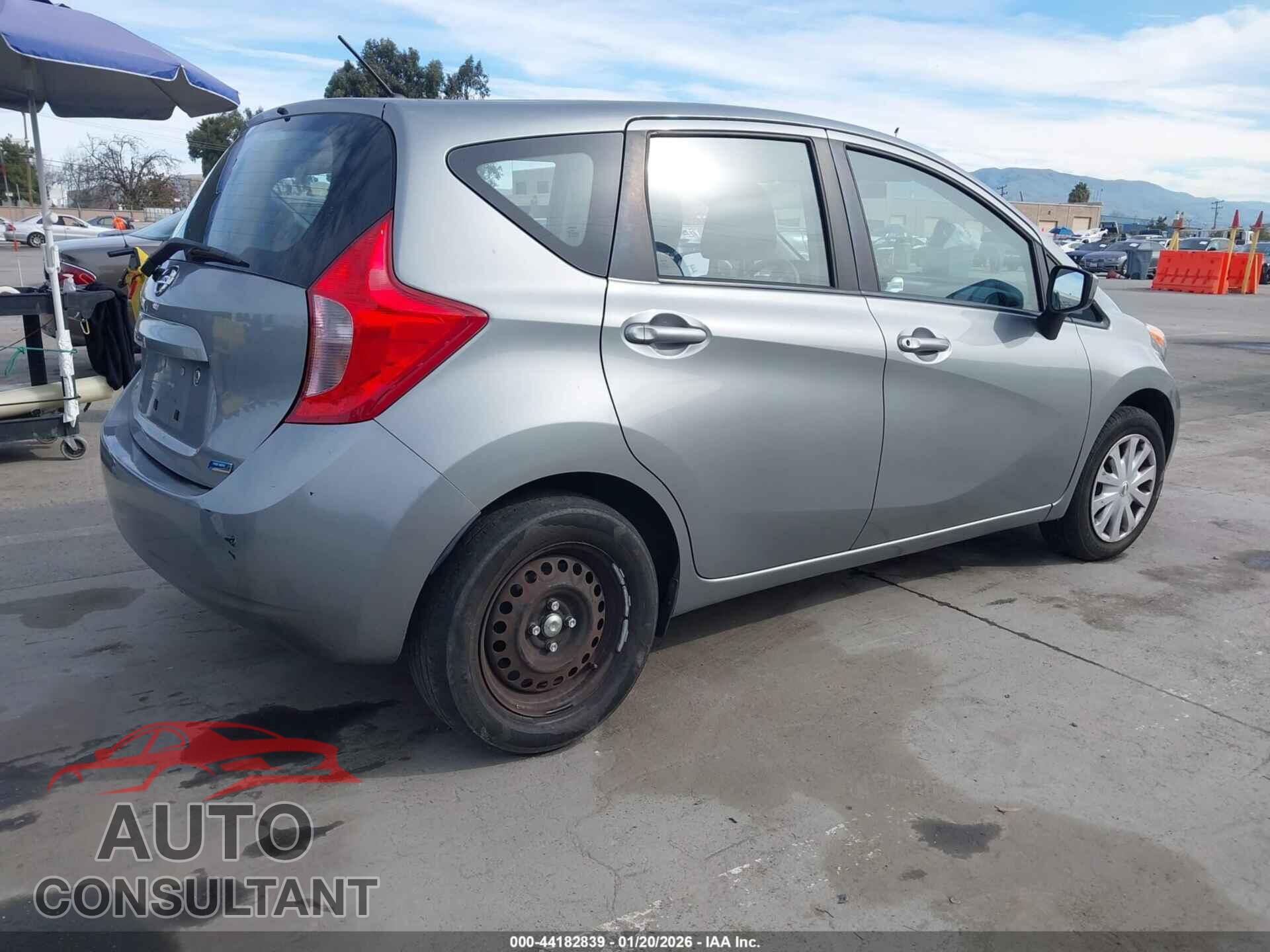 NISSAN VERSA NOTE 2015 - 3N1CE2CP5FL359877