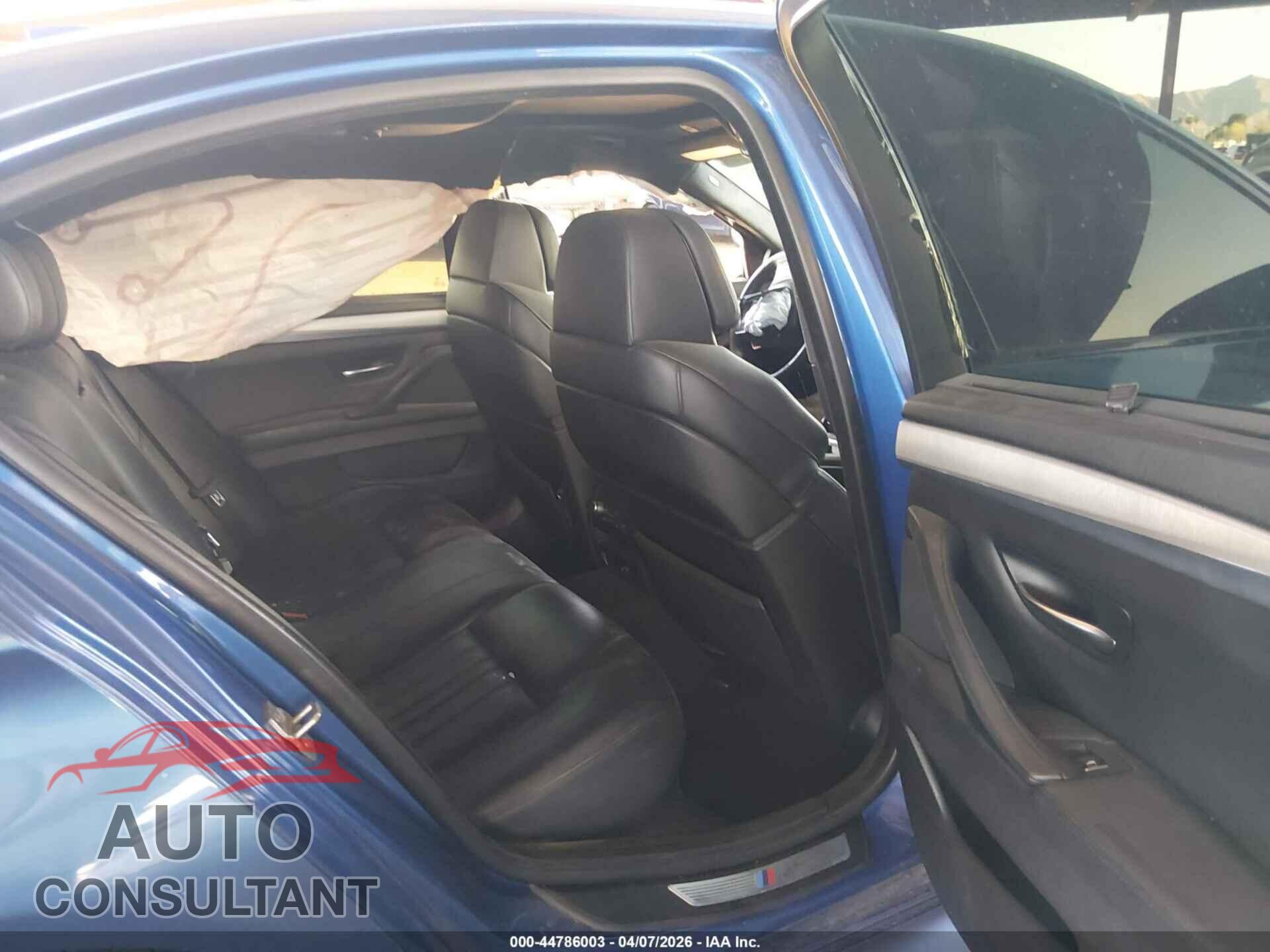 BMW M5 2013 - WBSFV9C55DC772577