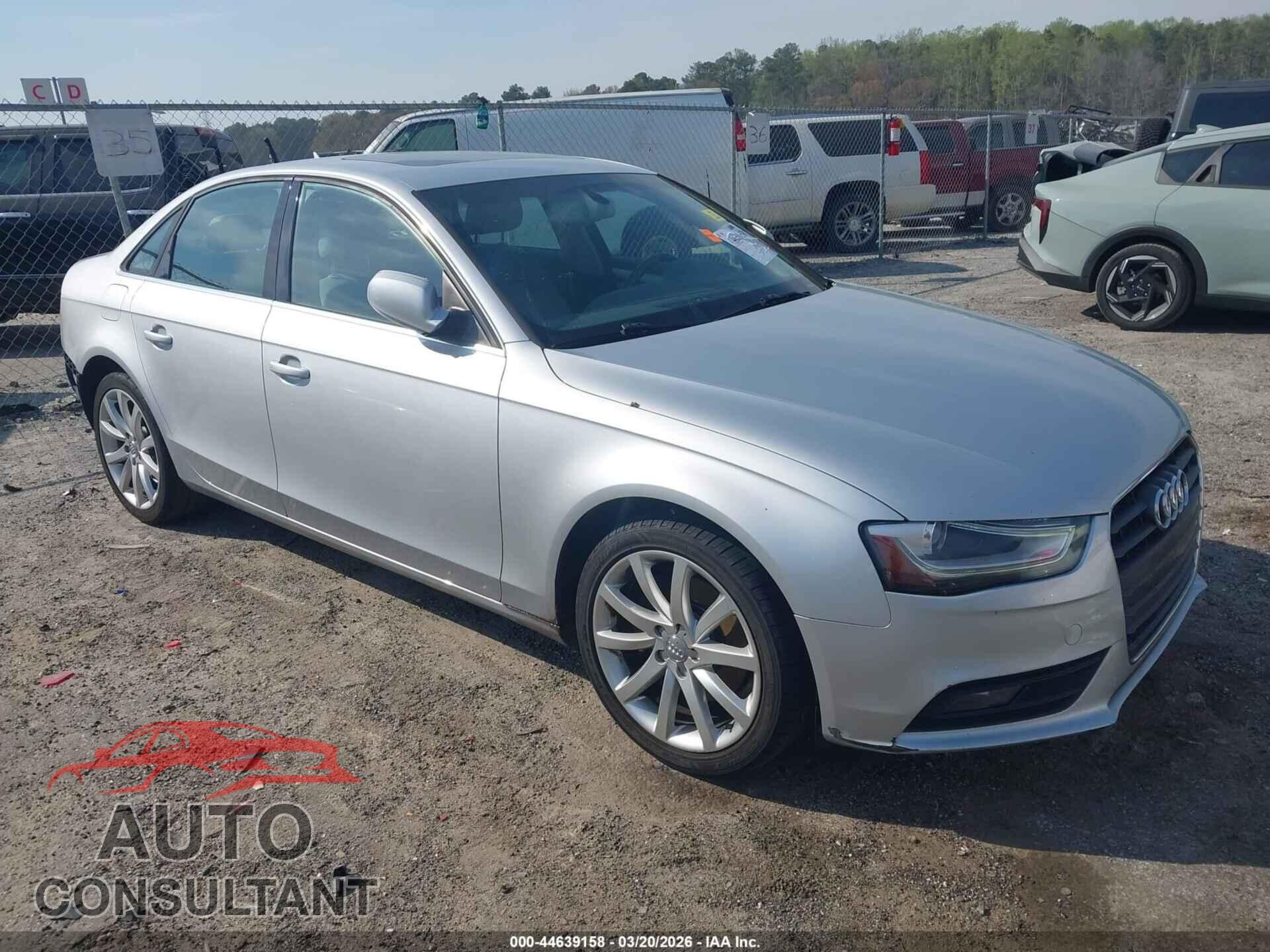 AUDI A4 2013 - WAUEFAFL7DA162748