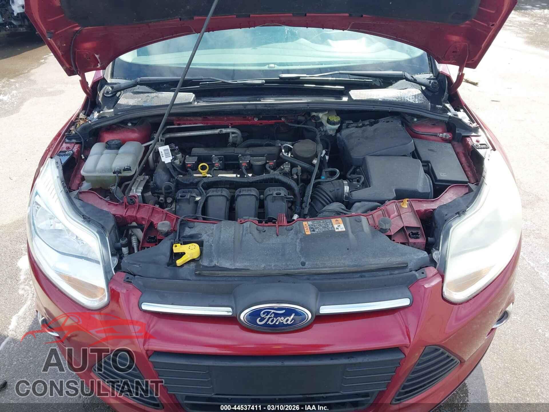 FORD FOCUS 2014 - 1FADP3F2XEL330800