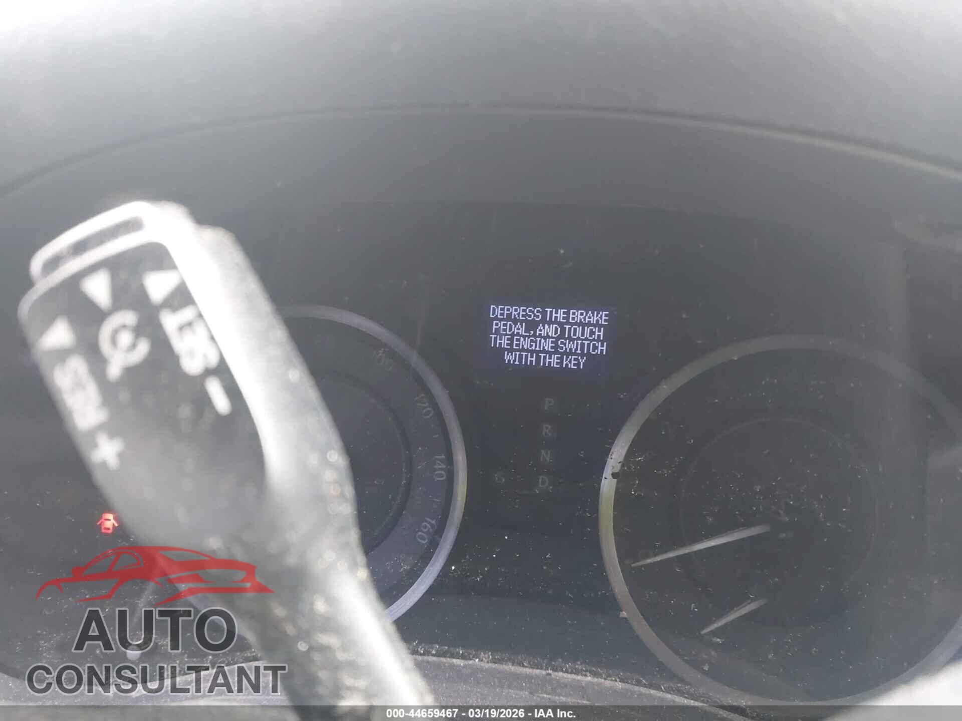 LEXUS IS 250C 2012 - JTHFF2C24C2523689