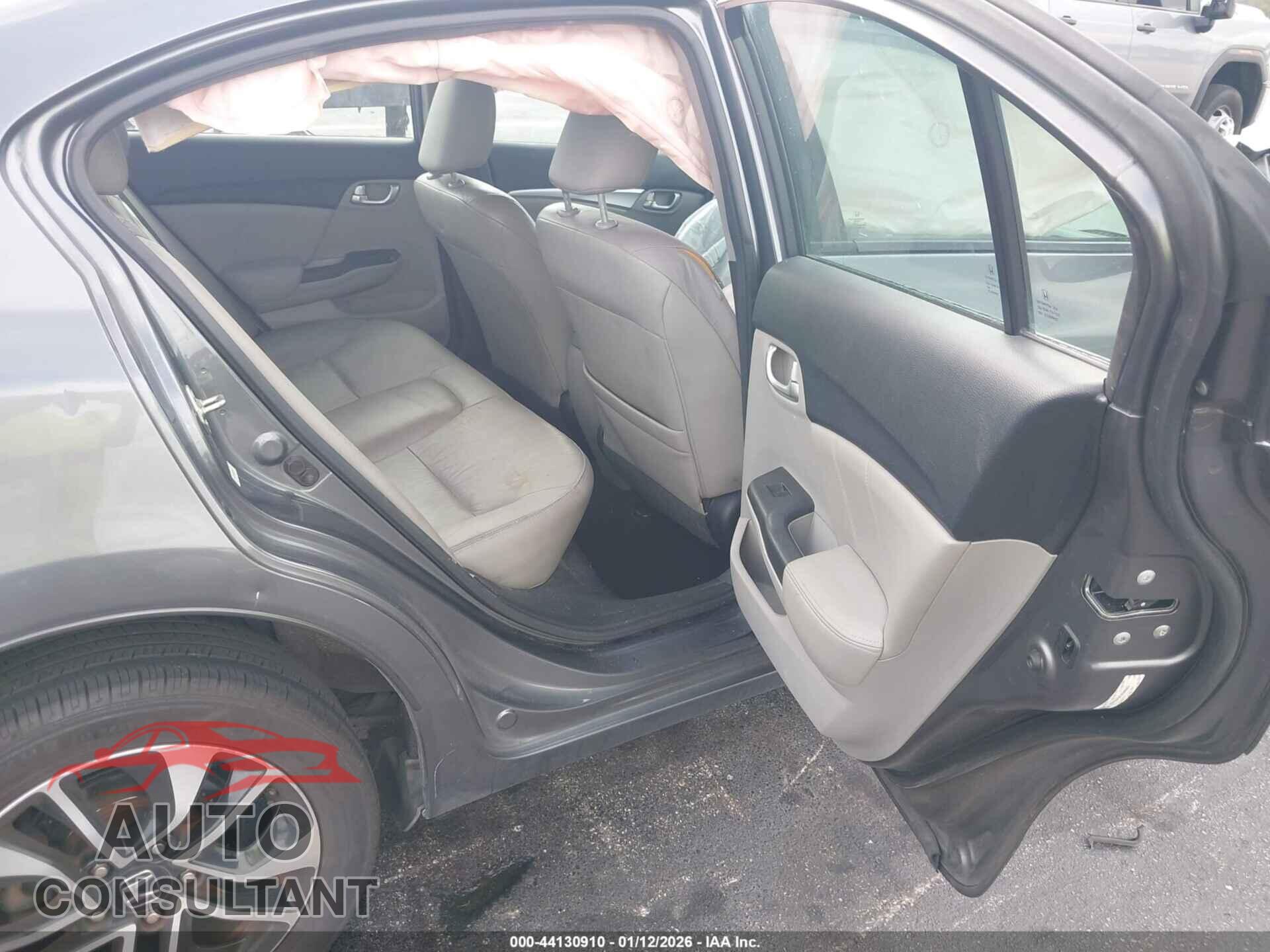 HONDA CIVIC 2013 - 19XFB2F94DE088943