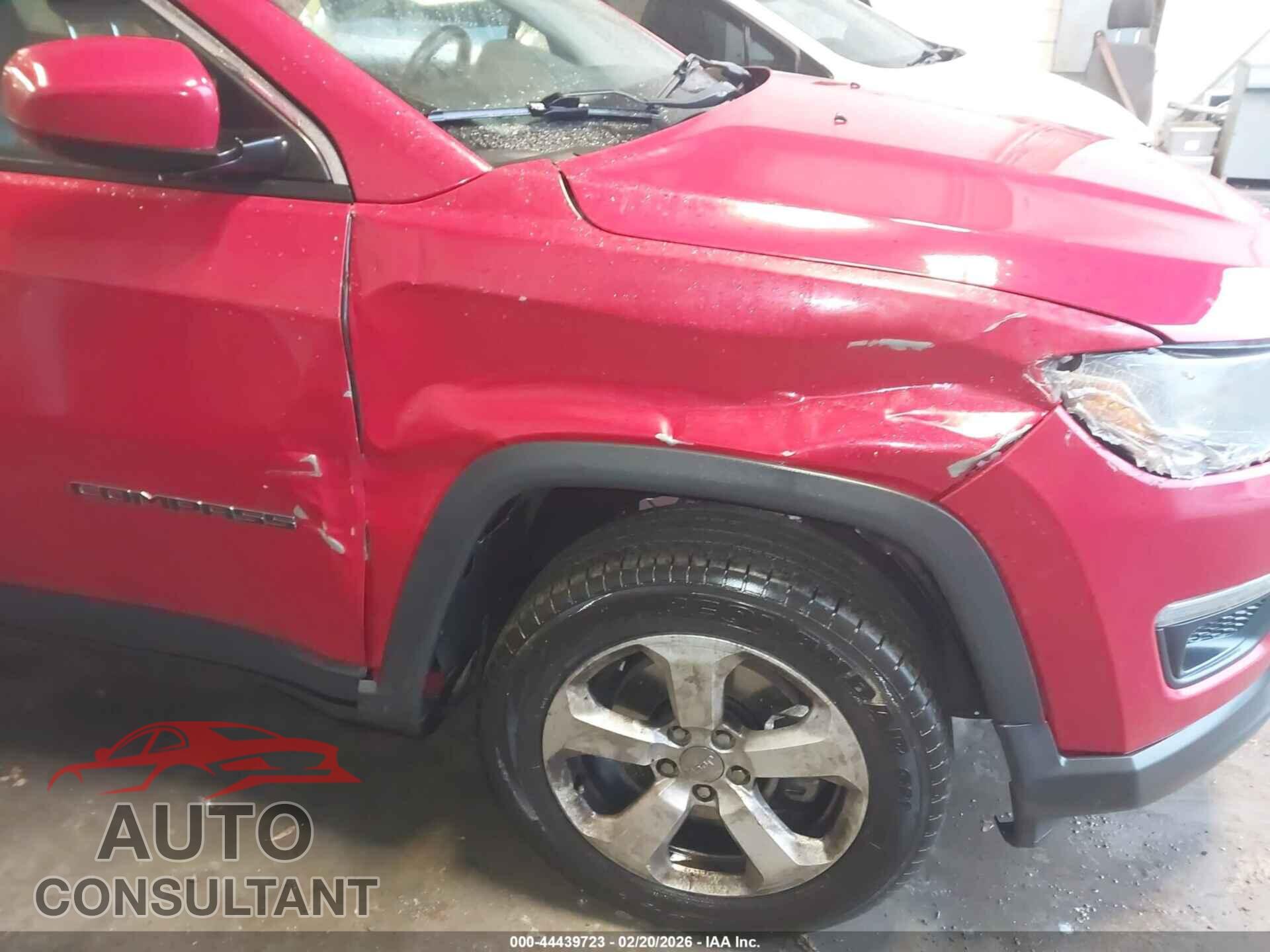 JEEP COMPASS 2018 - 3C4NJDBB2JT192566