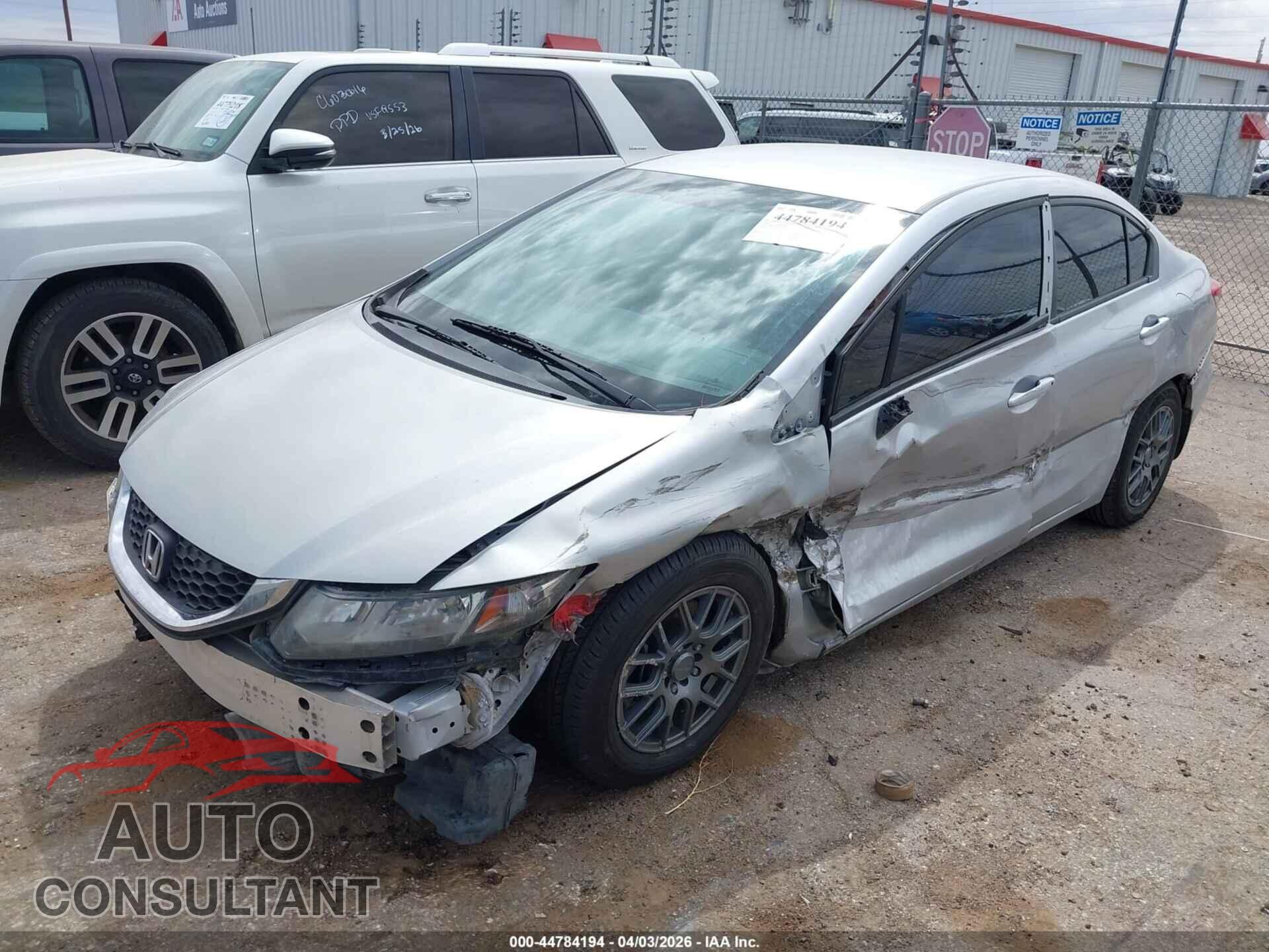 HONDA CIVIC 2015 - 2HGFB2F52FH546548