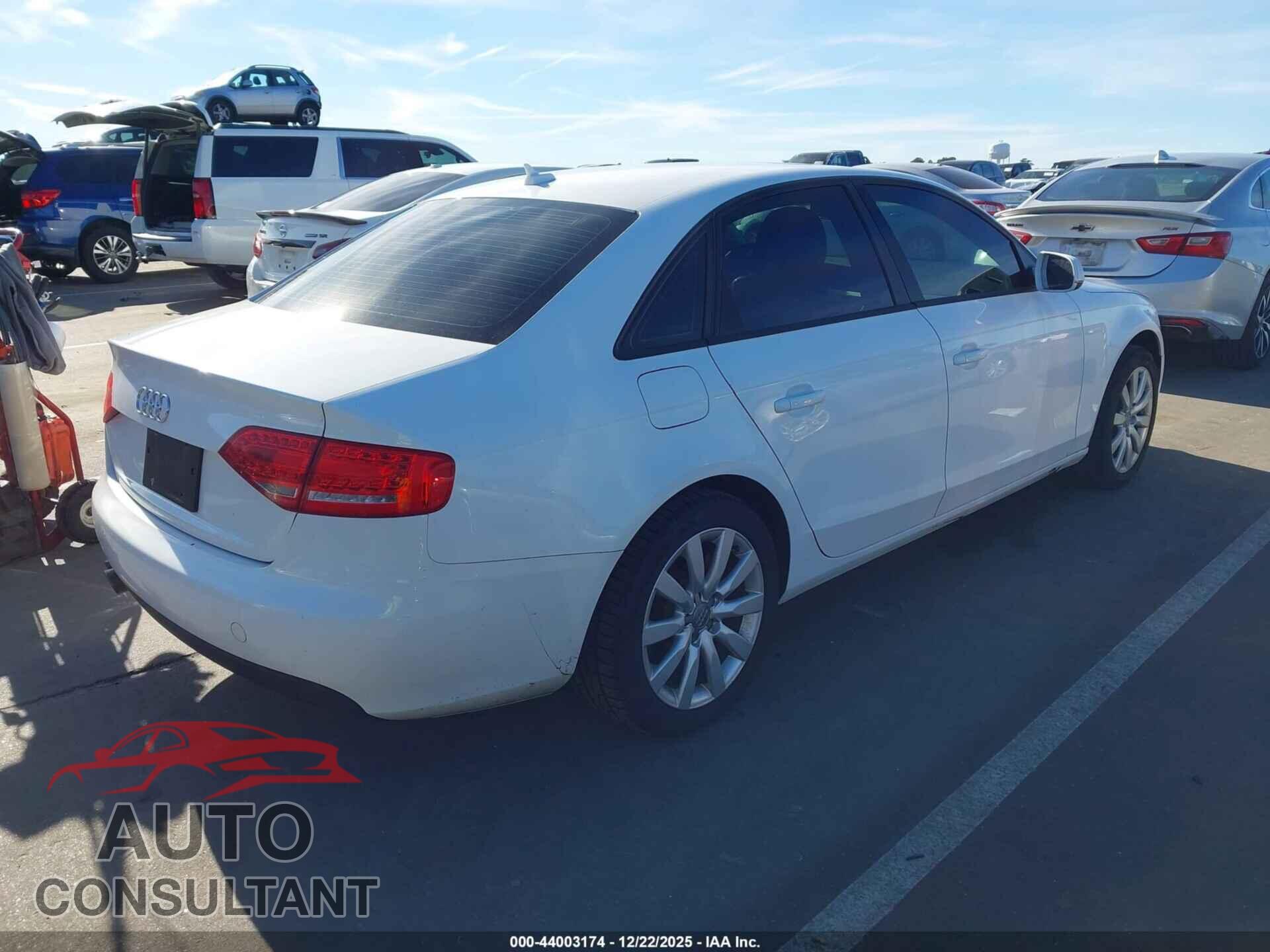 AUDI A4 2012 - WAUDFCFL5CN019750