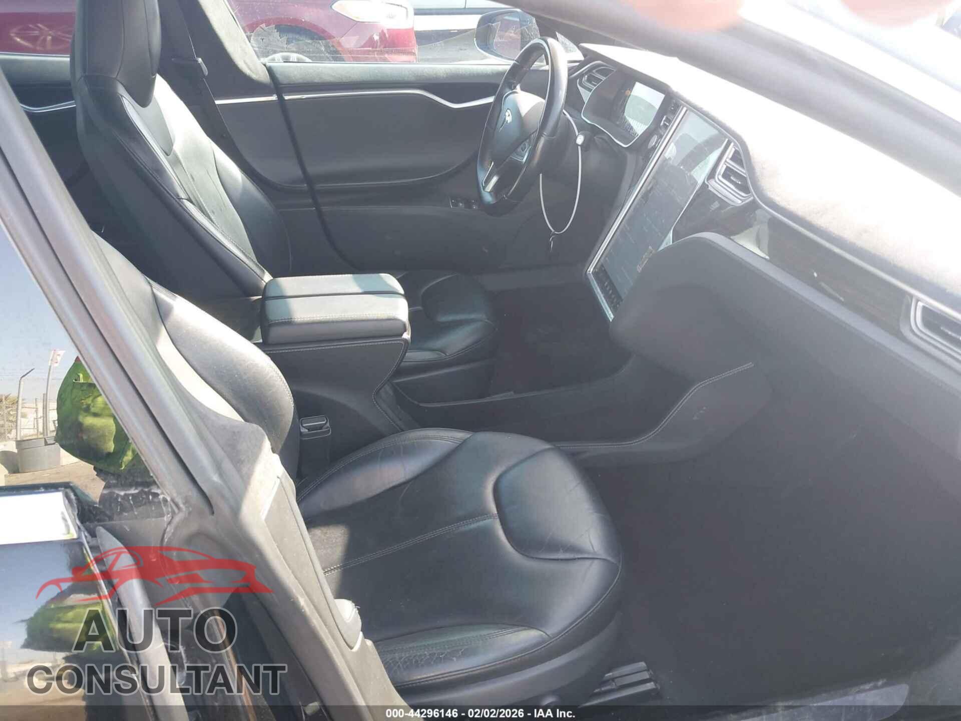 TESLA MODEL S 2014 - 5YJSA1H16EFP61424