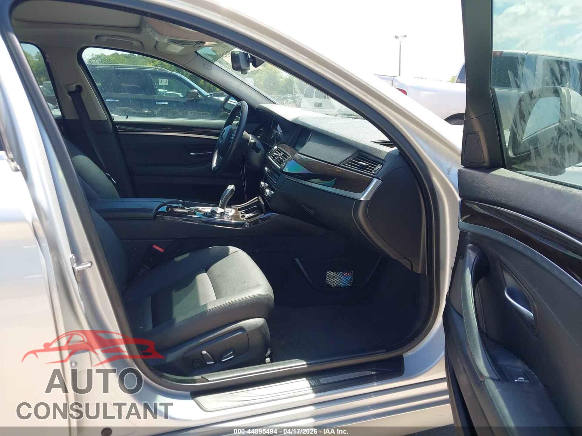 BMW 528I 2015 - WBA5A5C53FD521493