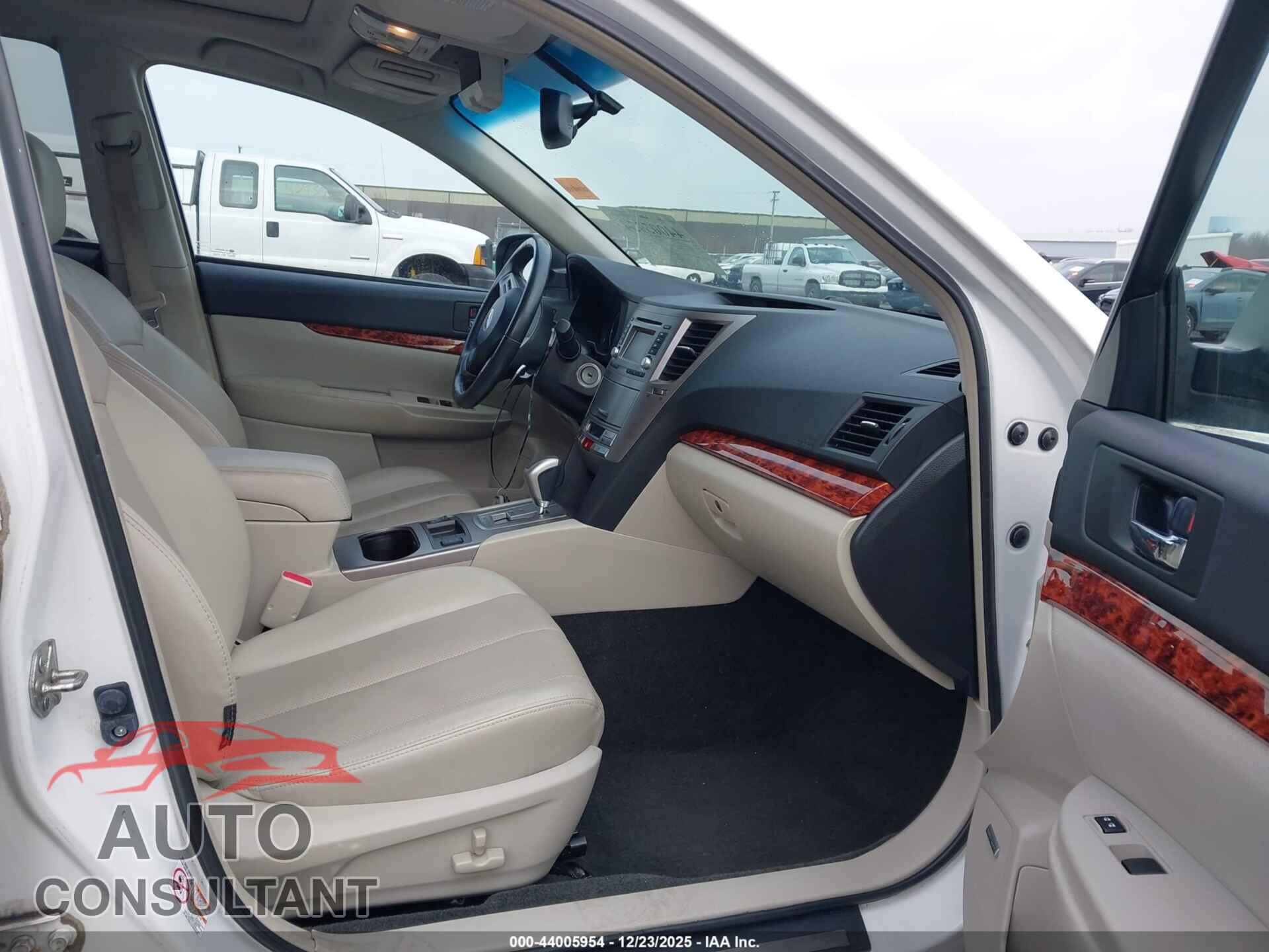 SUBARU OUTBACK 2012 - 4S4BRBKCXC3300788