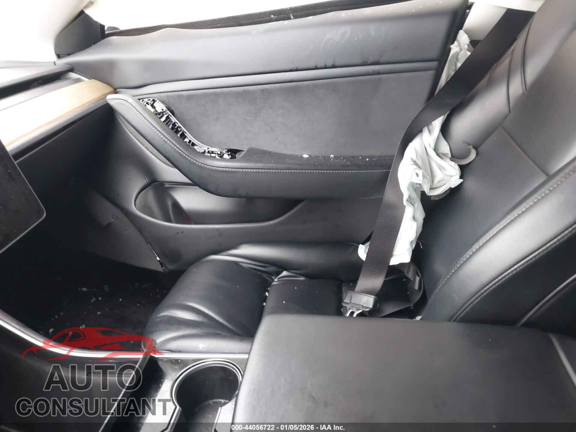 TESLA MODEL 3 2019 - 5YJ3E1EB4KF385100